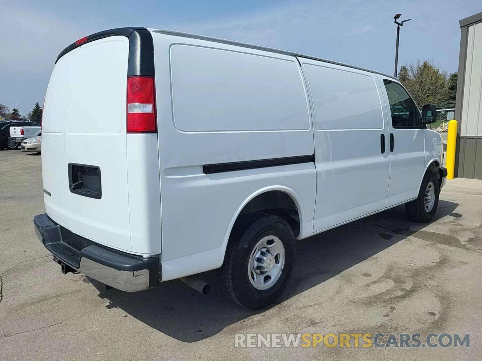 7 Photograph of a damaged car 1GCZGGFG5L1269562 CHEVROLET EXPRESS CARGO 2020