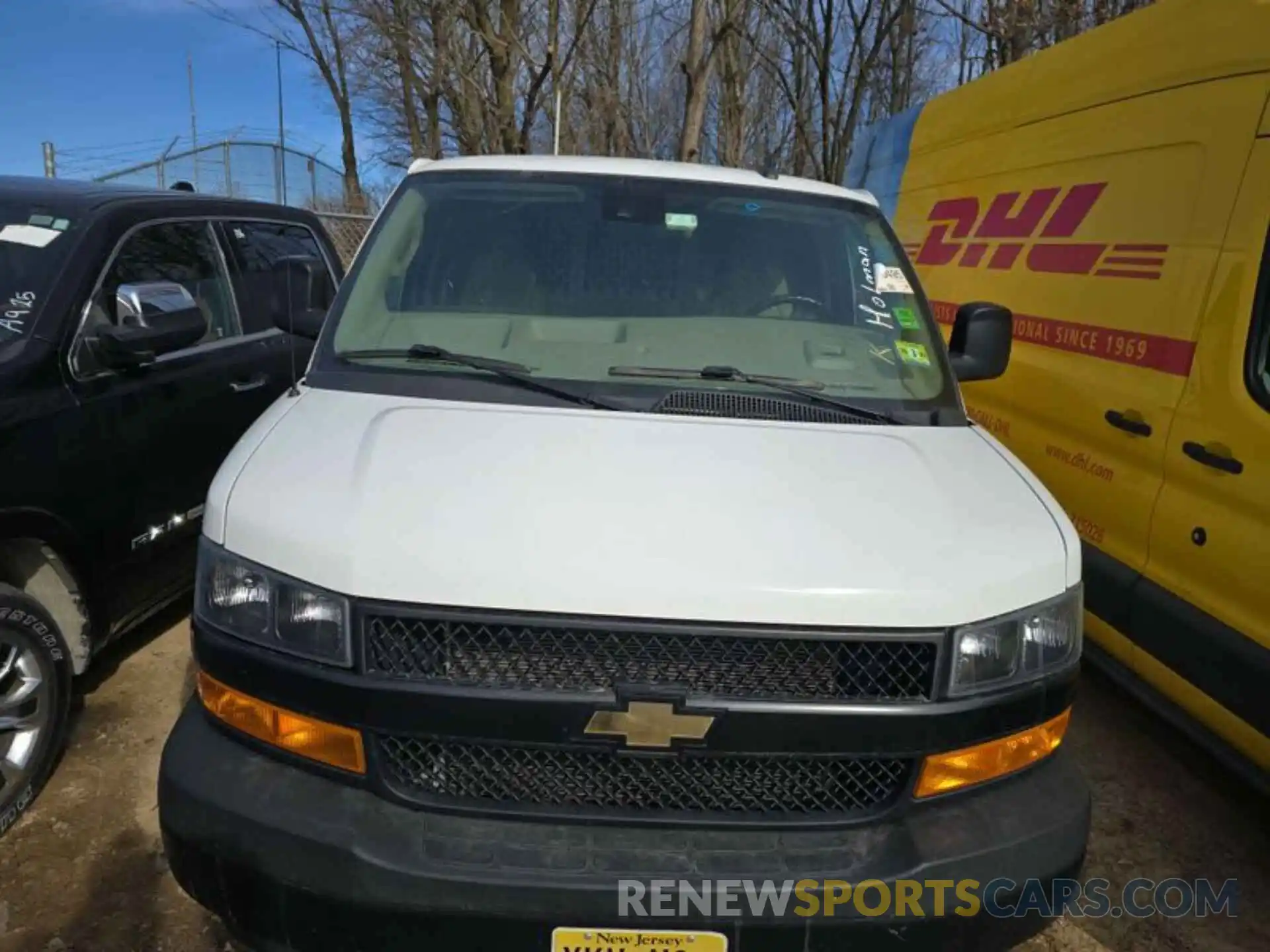 9 Photograph of a damaged car 1GCZGGFP2L1276453 CHEVROLET EXPRESS CARGO 2020