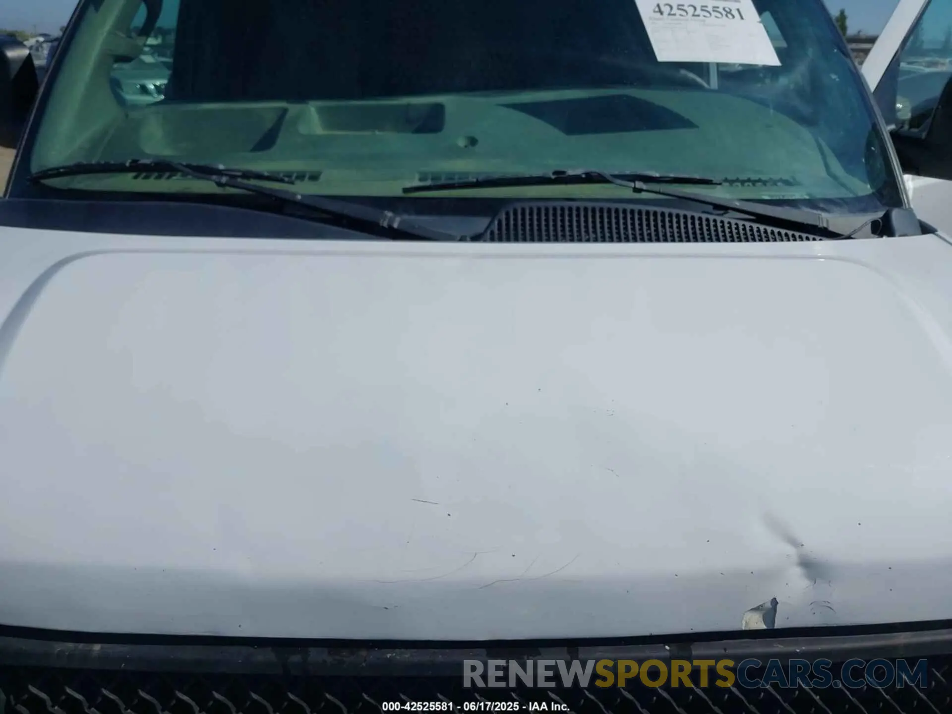 10 Photograph of a damaged car 1GCWGAF71M1242604 CHEVROLET EXPRESS CARGO 2021