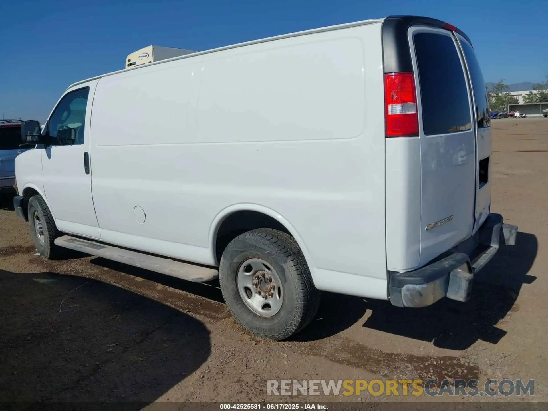 3 Photograph of a damaged car 1GCWGAF71M1242604 CHEVROLET EXPRESS CARGO 2021