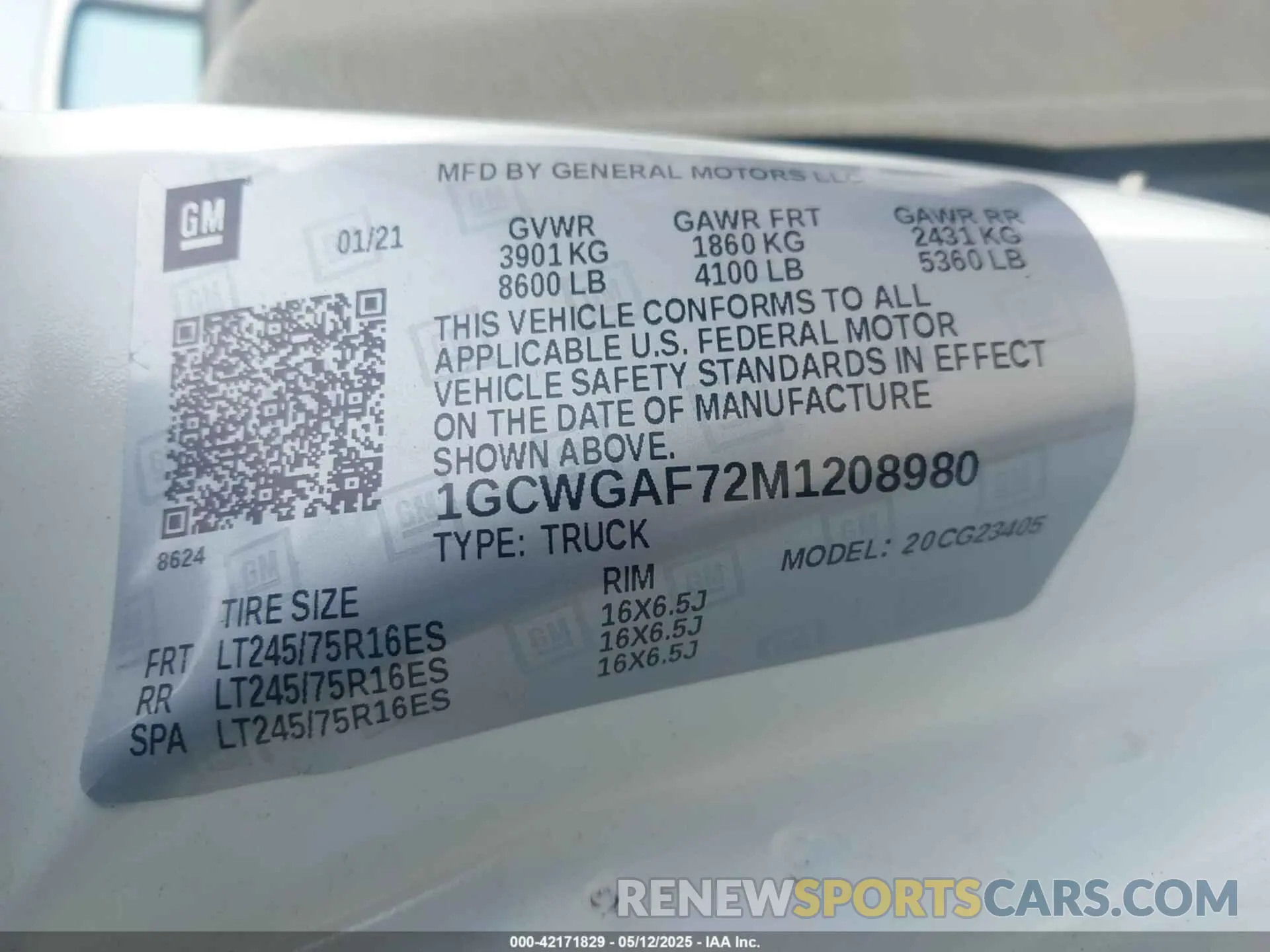 9 Photograph of a damaged car 1GCWGAF72M1208980 CHEVROLET EXPRESS CARGO 2021