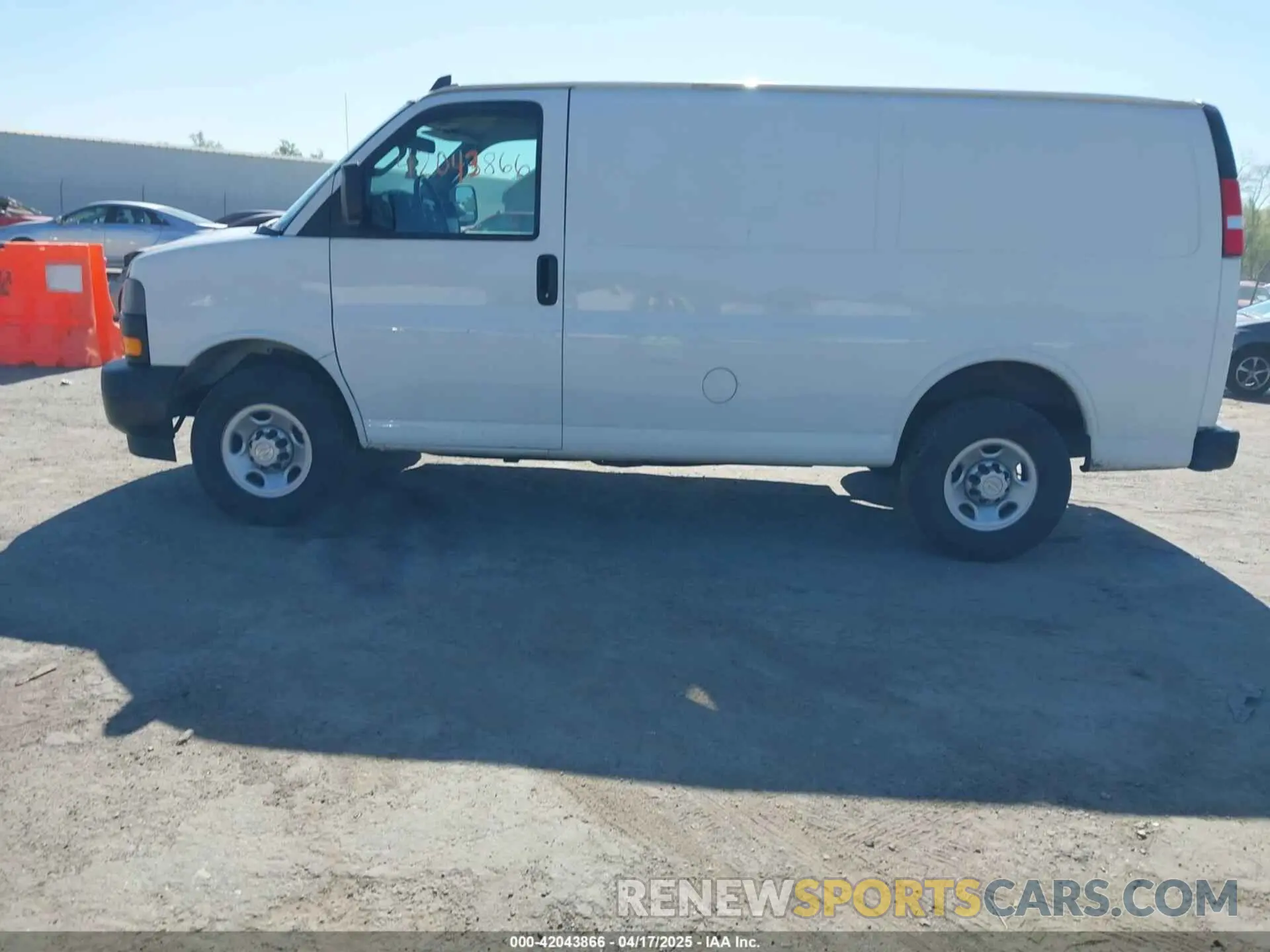 14 Photograph of a damaged car 1GCWGAFP0M1206242 CHEVROLET EXPRESS CARGO 2021