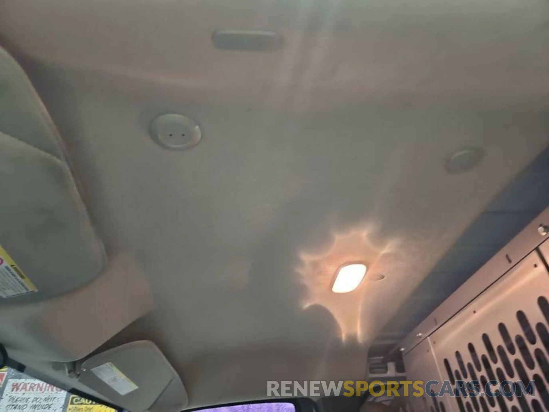 5 Photograph of a damaged car 1GCWGAFP1M1309427 CHEVROLET EXPRESS CARGO 2021
