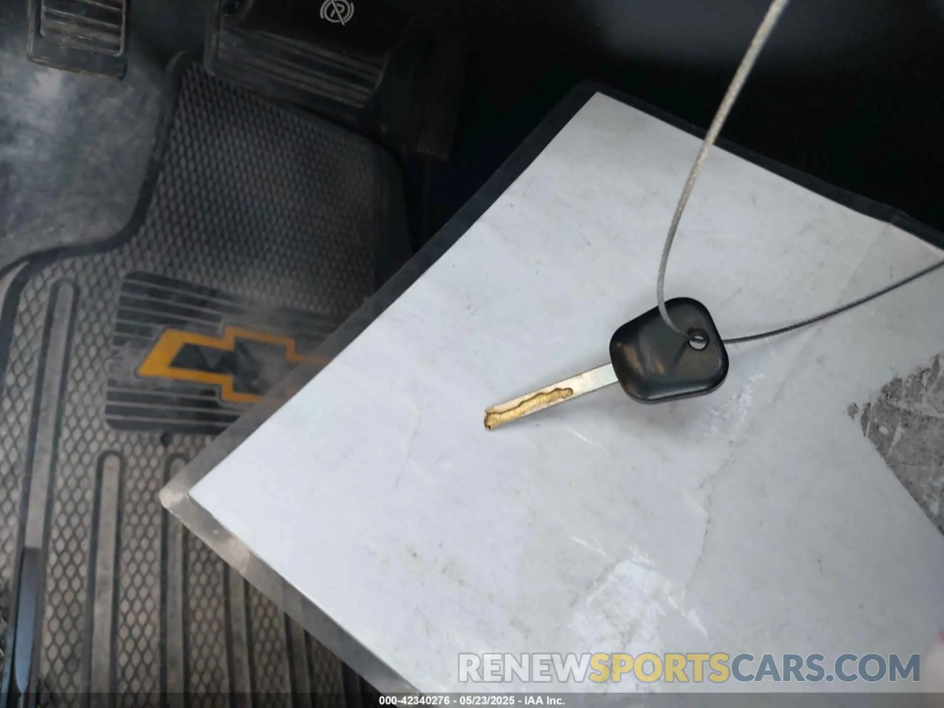 11 Photograph of a damaged car 1GCWGAFP2M1204749 CHEVROLET EXPRESS CARGO 2021