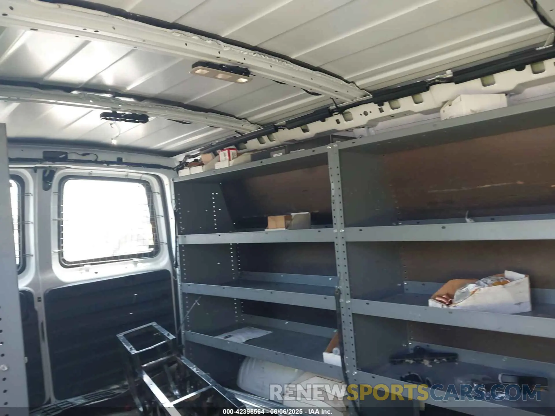 8 Photograph of a damaged car 1GCWGAFP2M1209577 CHEVROLET EXPRESS CARGO 2021