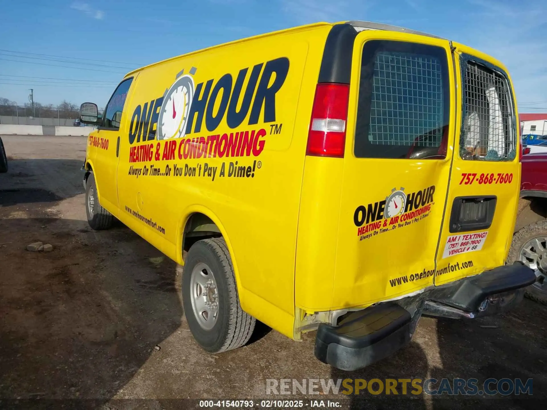 3 Photograph of a damaged car 1GCWGAFP6M1218203 CHEVROLET EXPRESS CARGO 2021