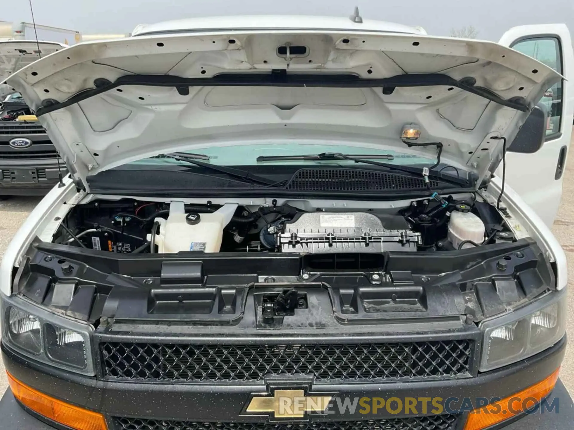 2 Photograph of a damaged car 1GCWGAFP9M1303505 CHEVROLET EXPRESS CARGO 2021