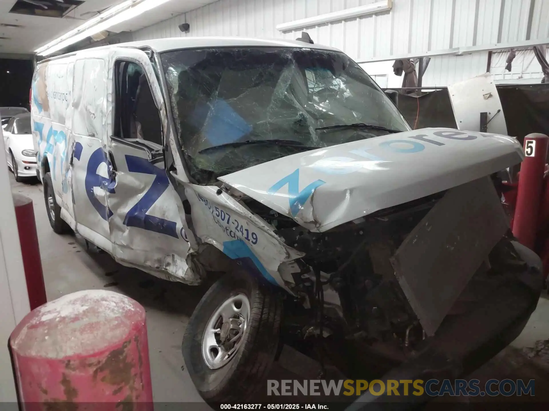 1 Photograph of a damaged car 1GCWGBF77M1144909 CHEVROLET EXPRESS CARGO 2021