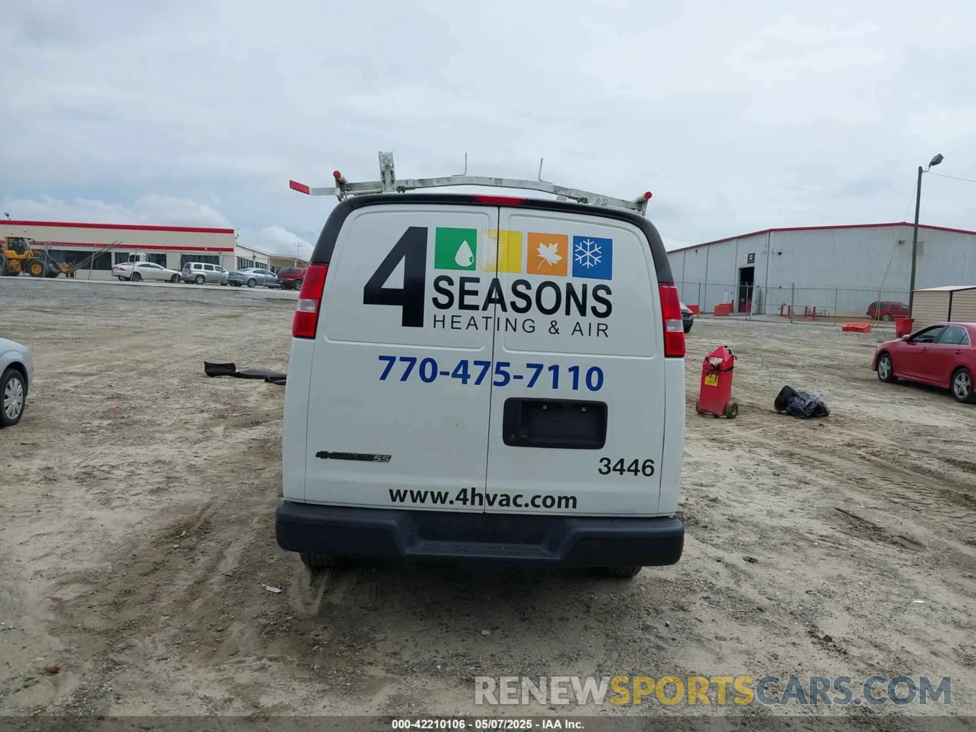 17 Photograph of a damaged car 1GCWGBFP3M1159701 CHEVROLET EXPRESS CARGO 2021
