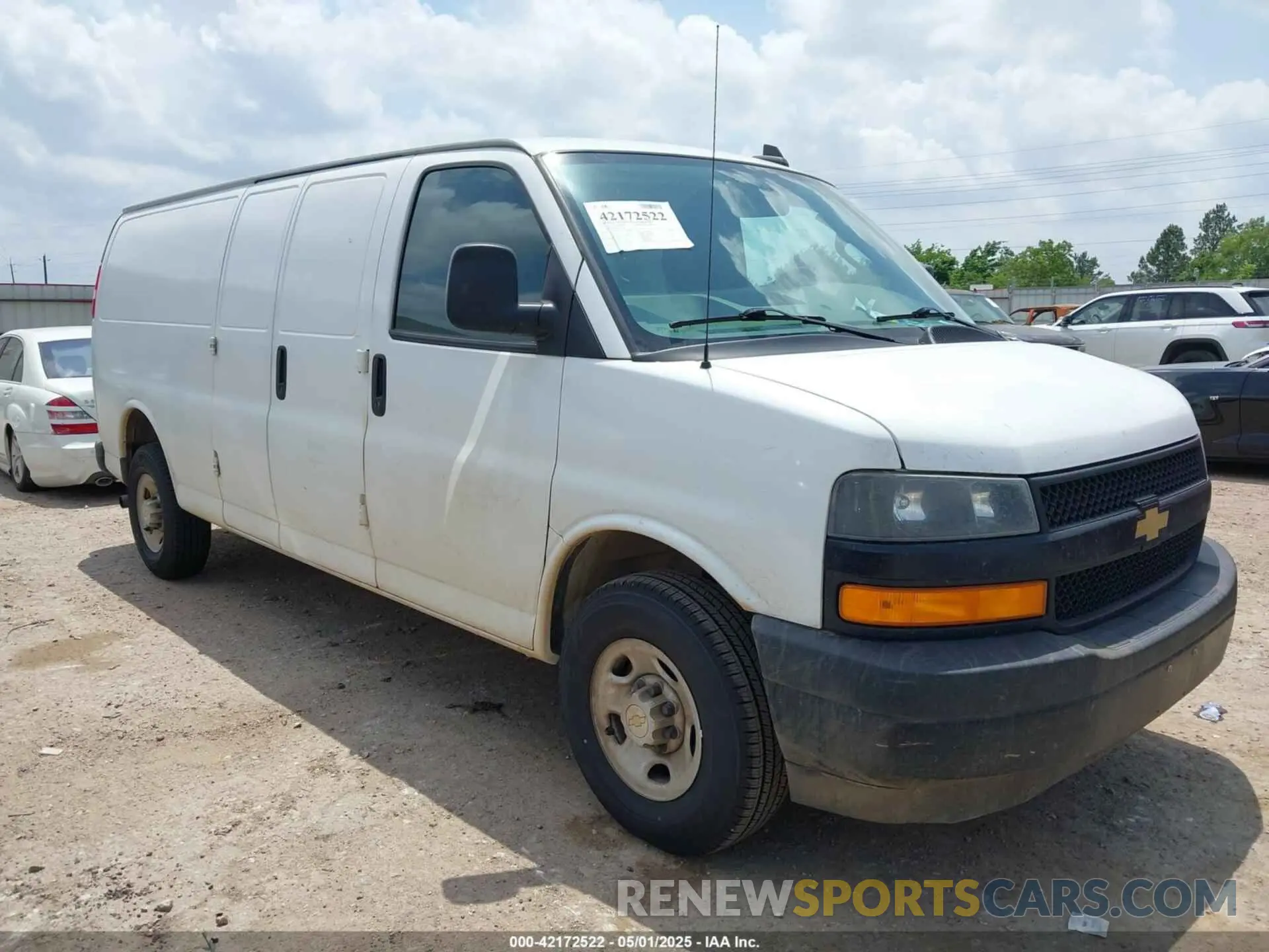 1 Photograph of a damaged car 1GCWGBFP6M1222452 CHEVROLET EXPRESS CARGO 2021