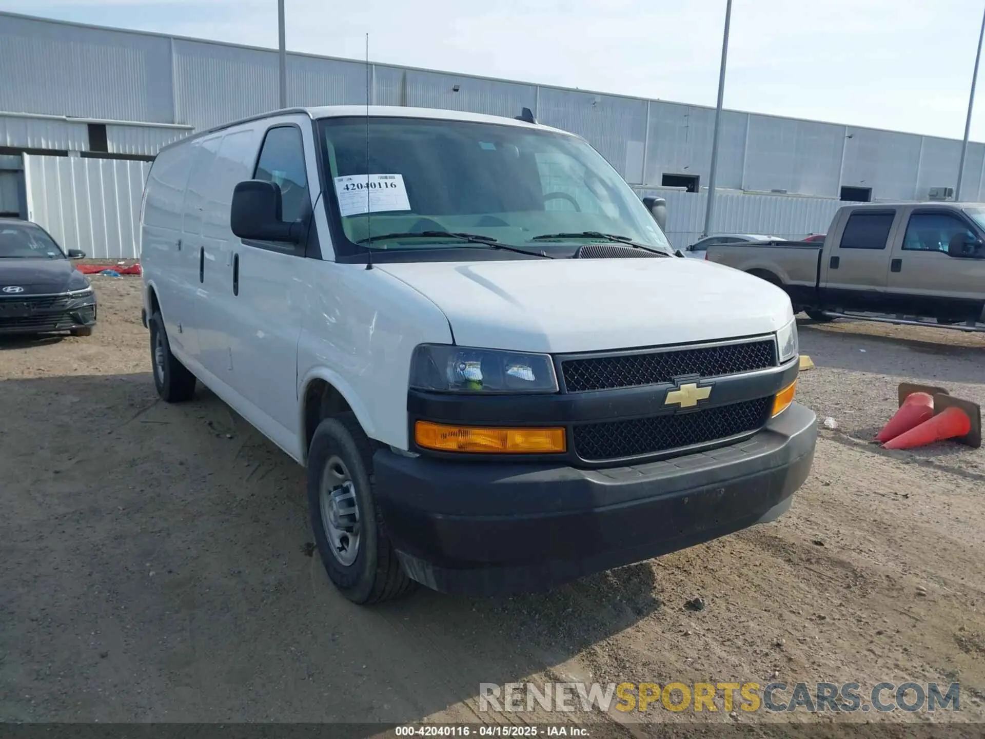 1 Photograph of a damaged car 1GCWGBFP6M1241762 CHEVROLET EXPRESS CARGO 2021
