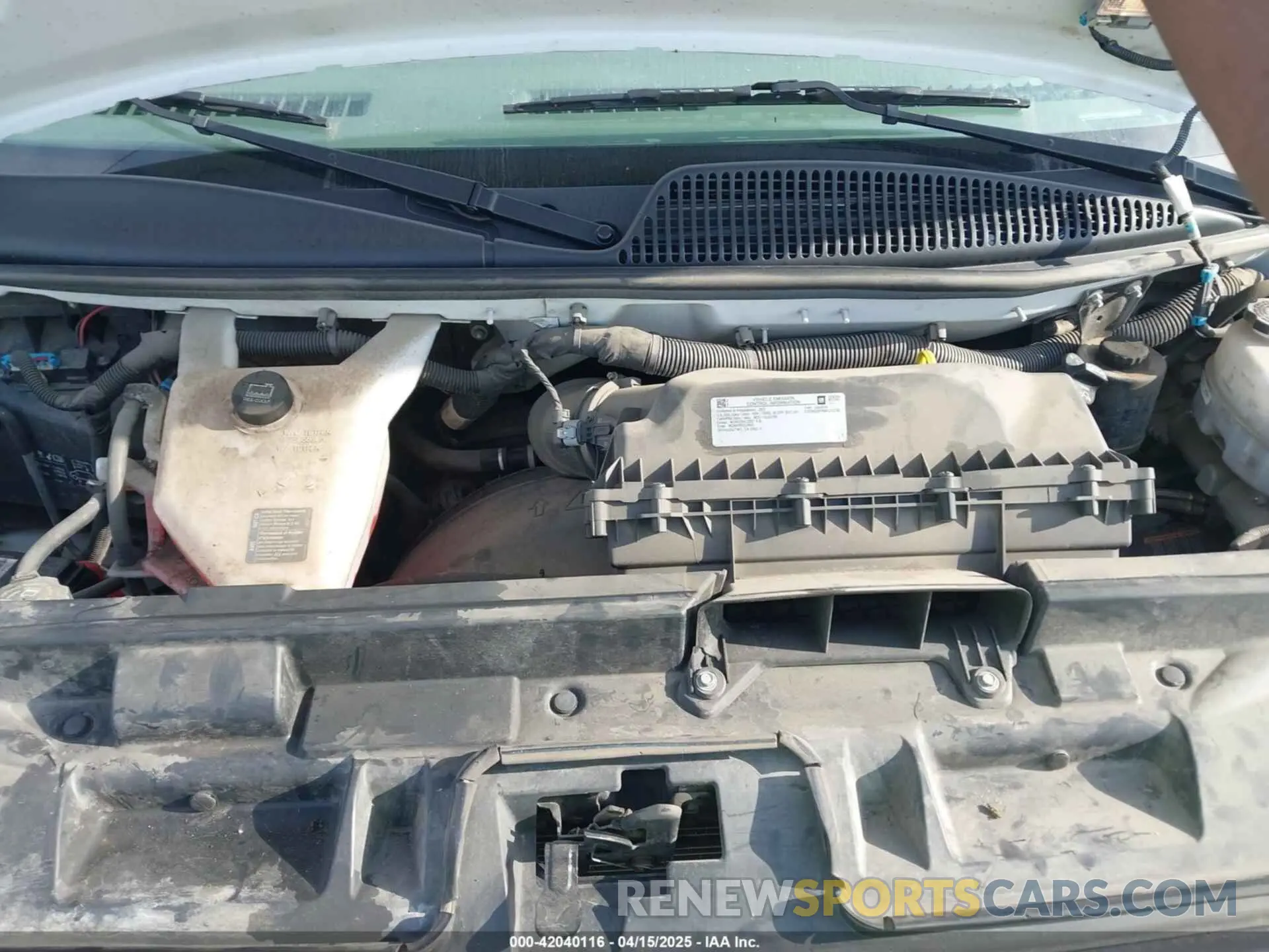 10 Photograph of a damaged car 1GCWGBFP6M1241762 CHEVROLET EXPRESS CARGO 2021