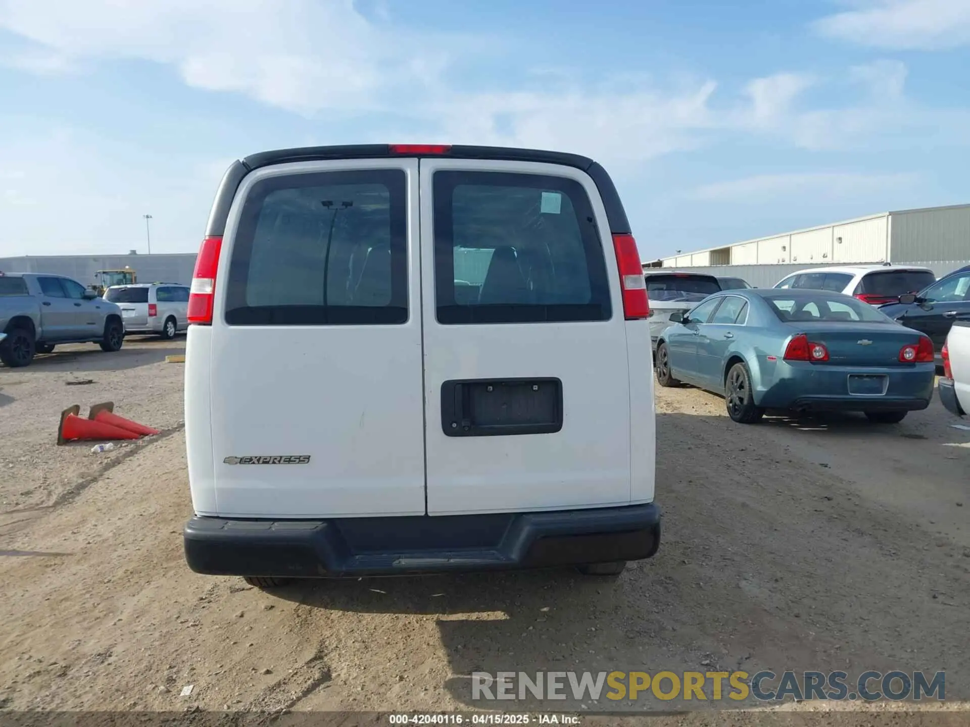 16 Photograph of a damaged car 1GCWGBFP6M1241762 CHEVROLET EXPRESS CARGO 2021