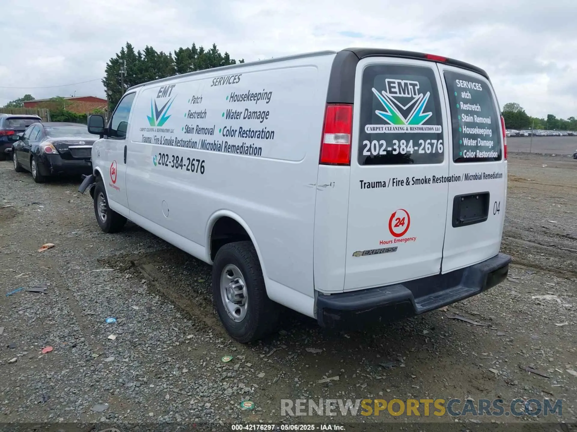 3 Photograph of a damaged car 1GCWGBFPXM1260914 CHEVROLET EXPRESS CARGO 2021