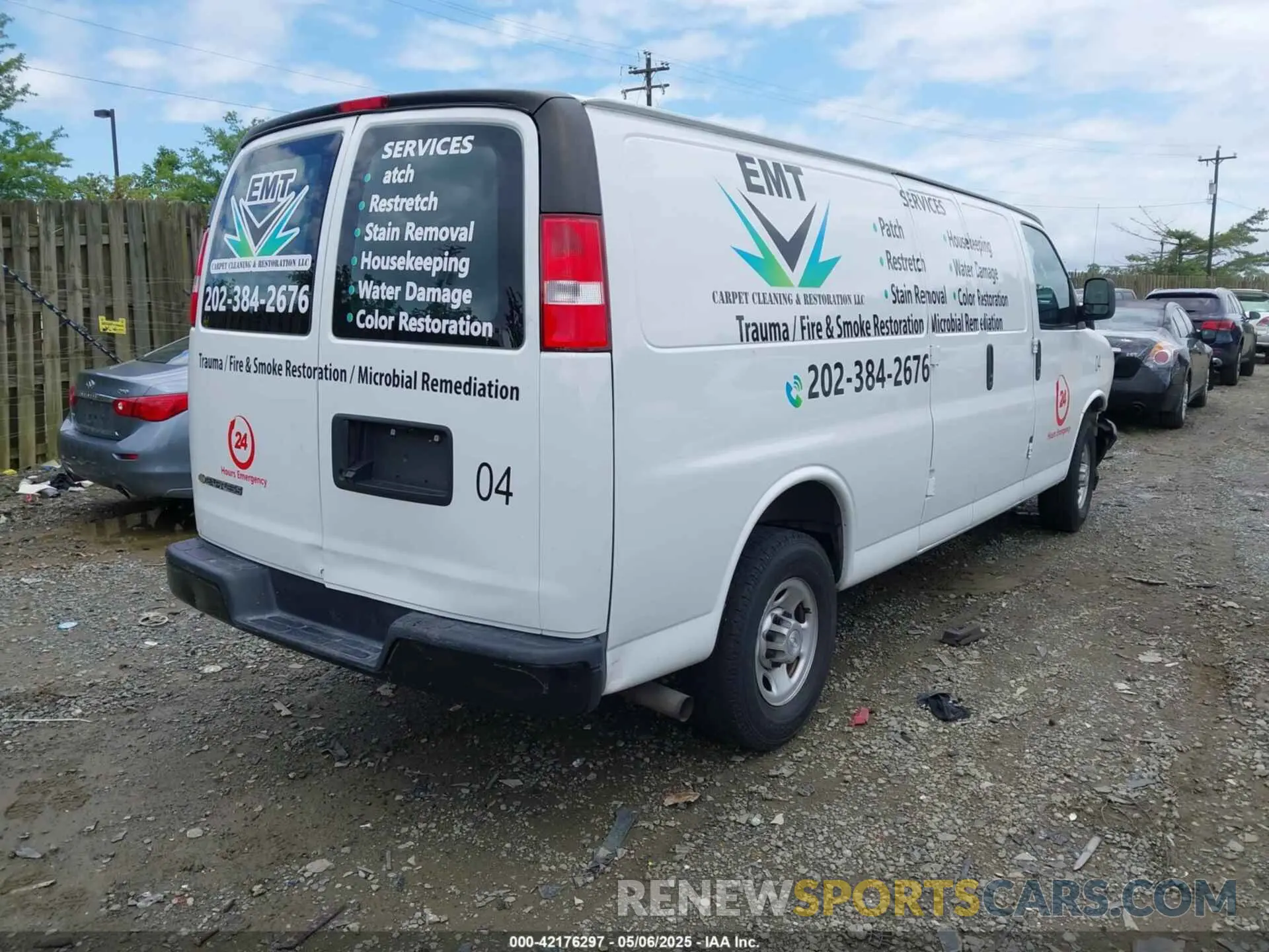 4 Photograph of a damaged car 1GCWGBFPXM1260914 CHEVROLET EXPRESS CARGO 2021
