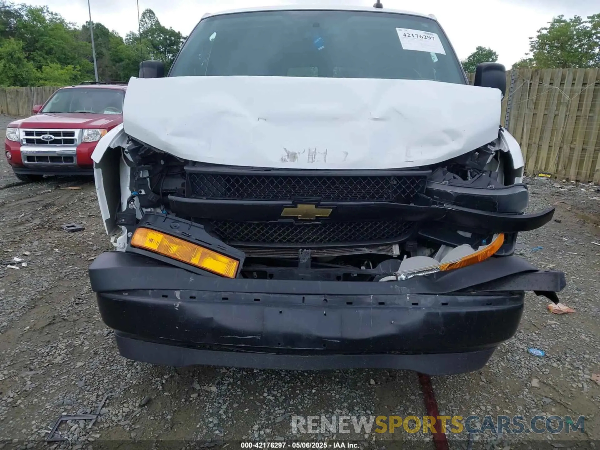 6 Photograph of a damaged car 1GCWGBFPXM1260914 CHEVROLET EXPRESS CARGO 2021