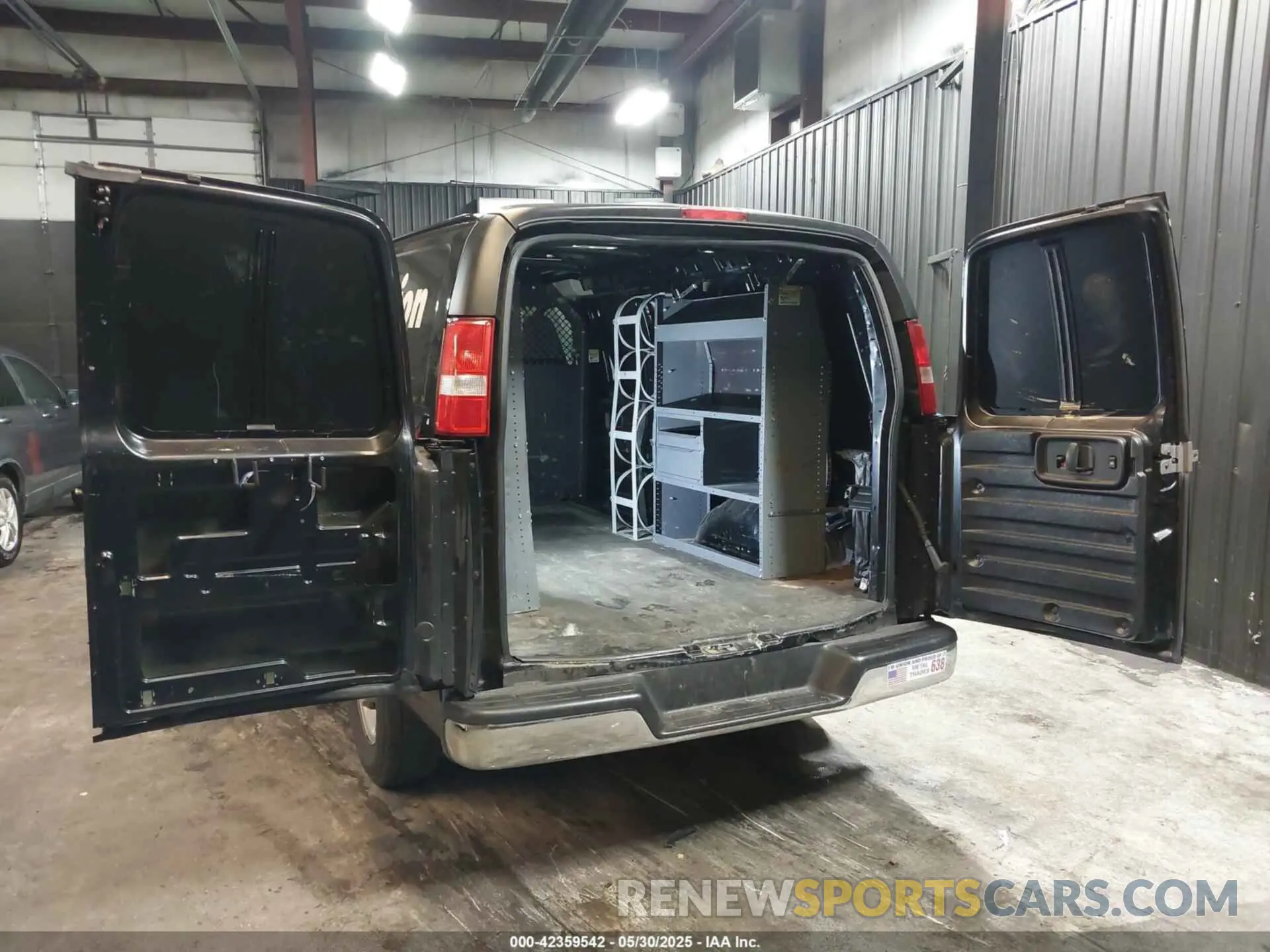 3 Photograph of a damaged car 1GCWGAFP0N1202631 CHEVROLET EXPRESS CARGO 2022