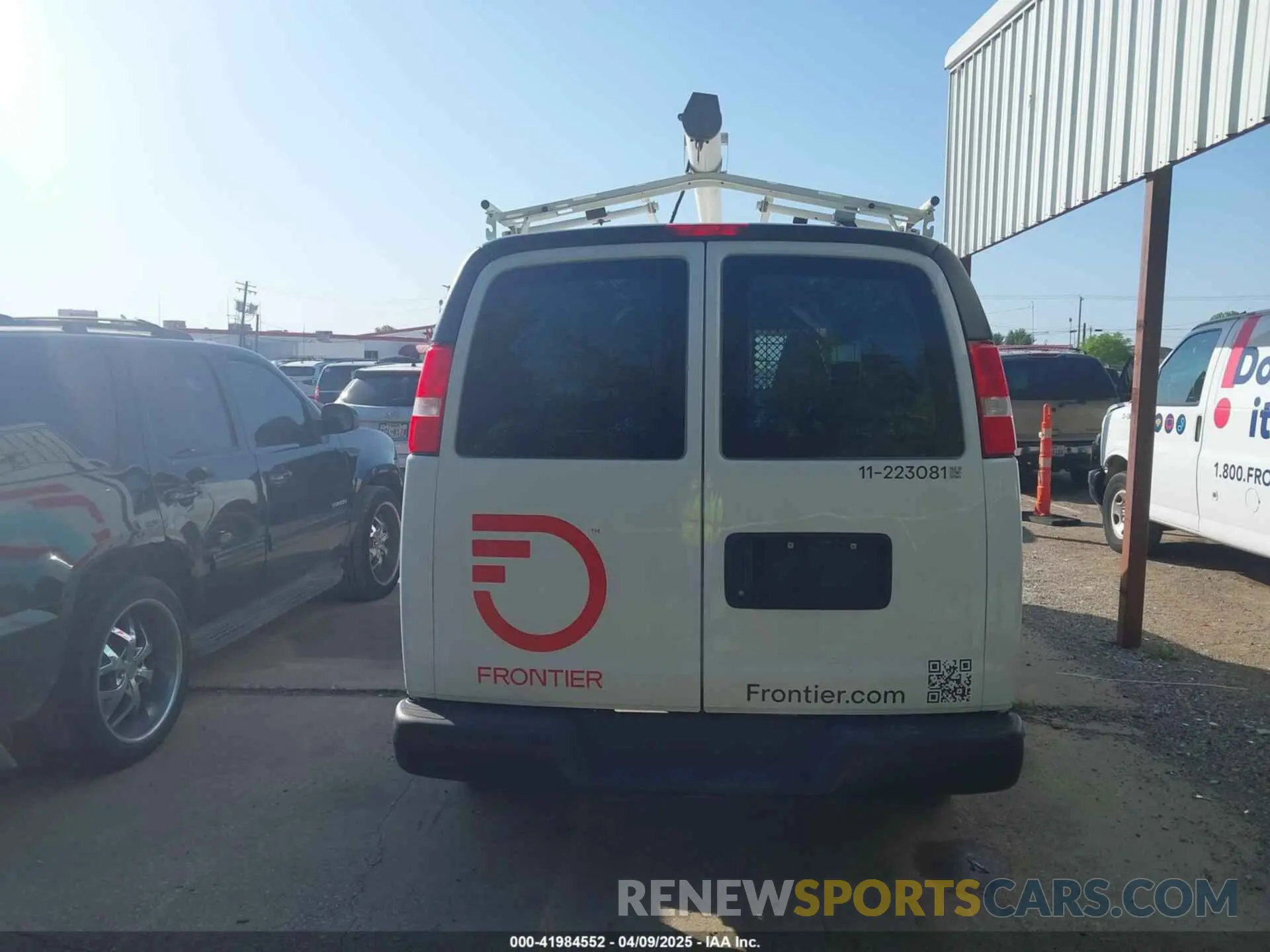 16 Photograph of a damaged car 1GCWGAFP2N1189624 CHEVROLET EXPRESS CARGO 2022