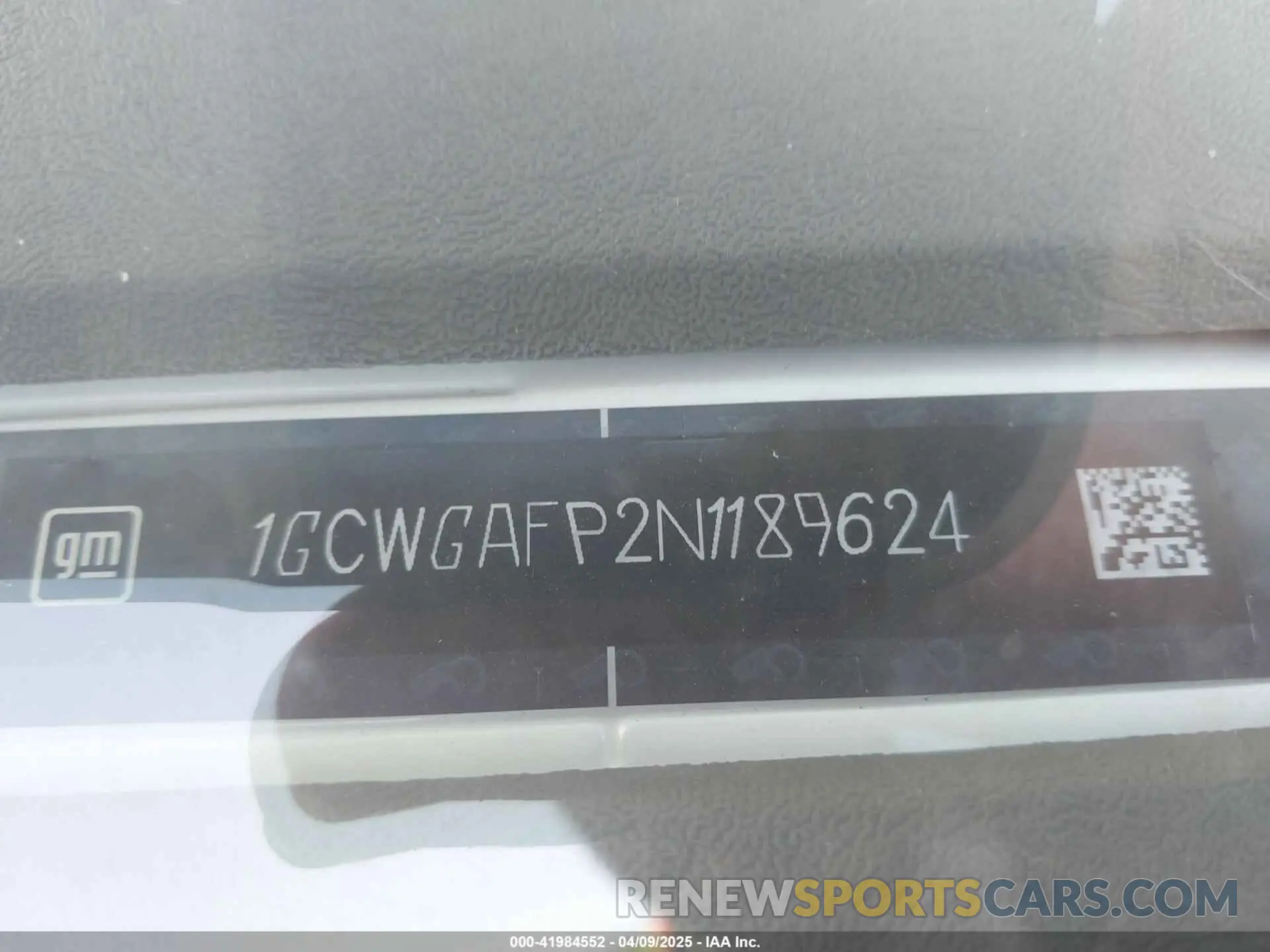 9 Photograph of a damaged car 1GCWGAFP2N1189624 CHEVROLET EXPRESS CARGO 2022