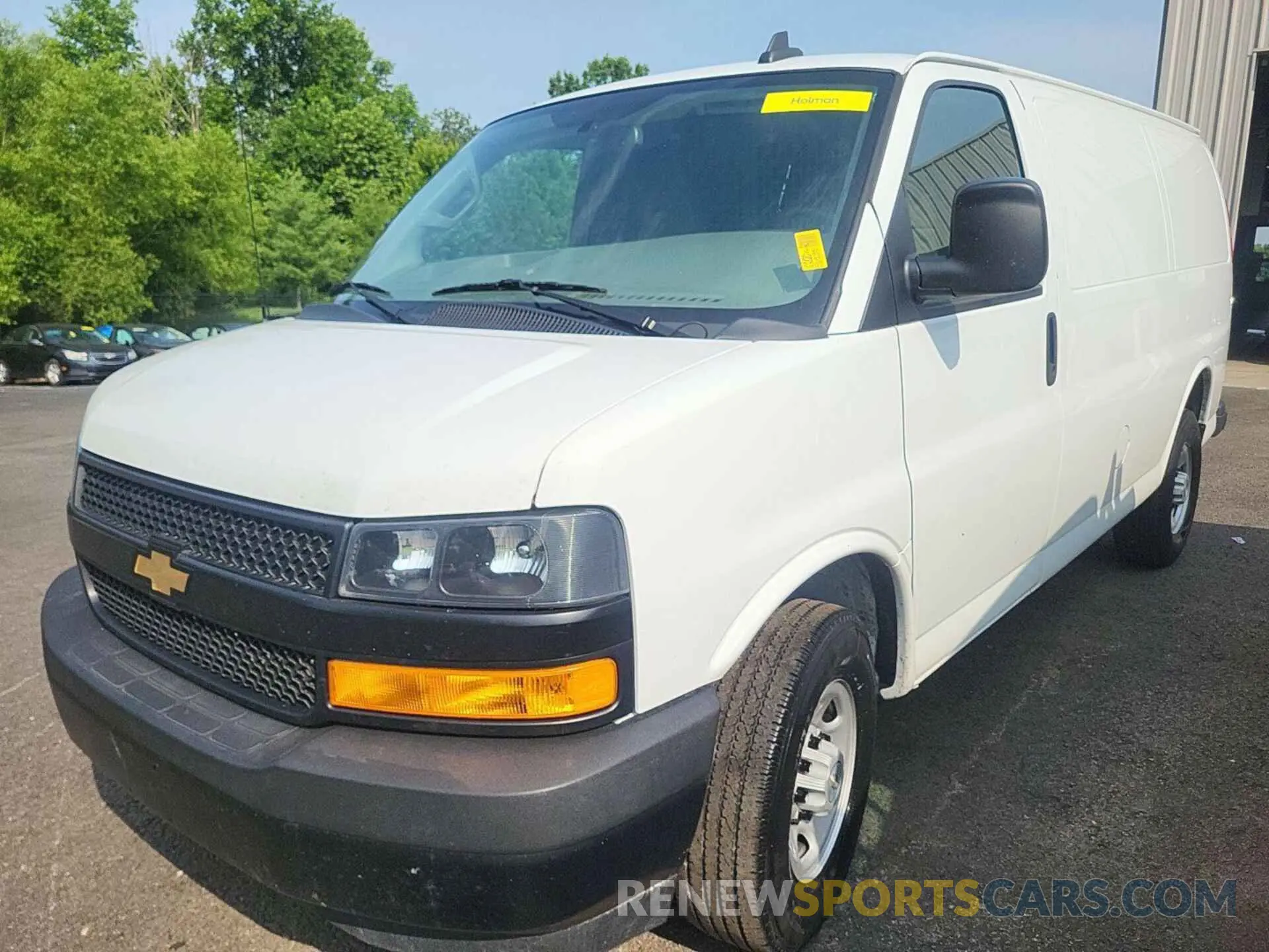 17 Photograph of a damaged car 1GCWGAFP2N1259977 CHEVROLET EXPRESS CARGO 2022