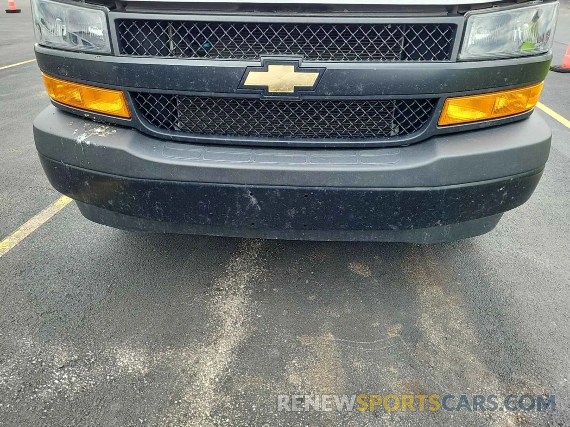 22 Photograph of a damaged car 1GCWGAFP2N1259977 CHEVROLET EXPRESS CARGO 2022