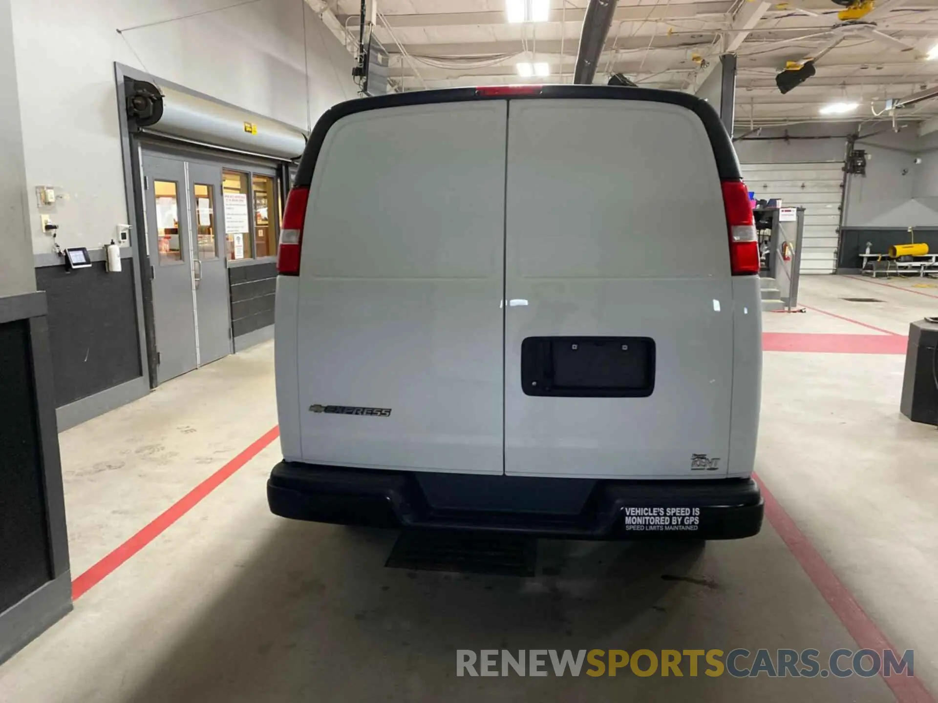 21 Photograph of a damaged car 1GCWGAFP4N1215320 CHEVROLET EXPRESS CARGO 2022