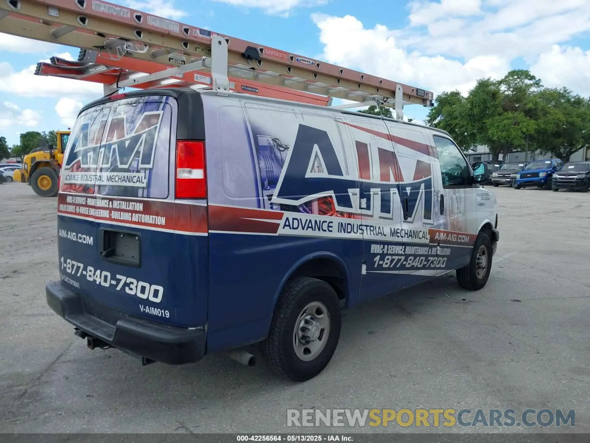 4 Photograph of a damaged car 1GCWGAFPXN1281984 CHEVROLET EXPRESS CARGO 2022