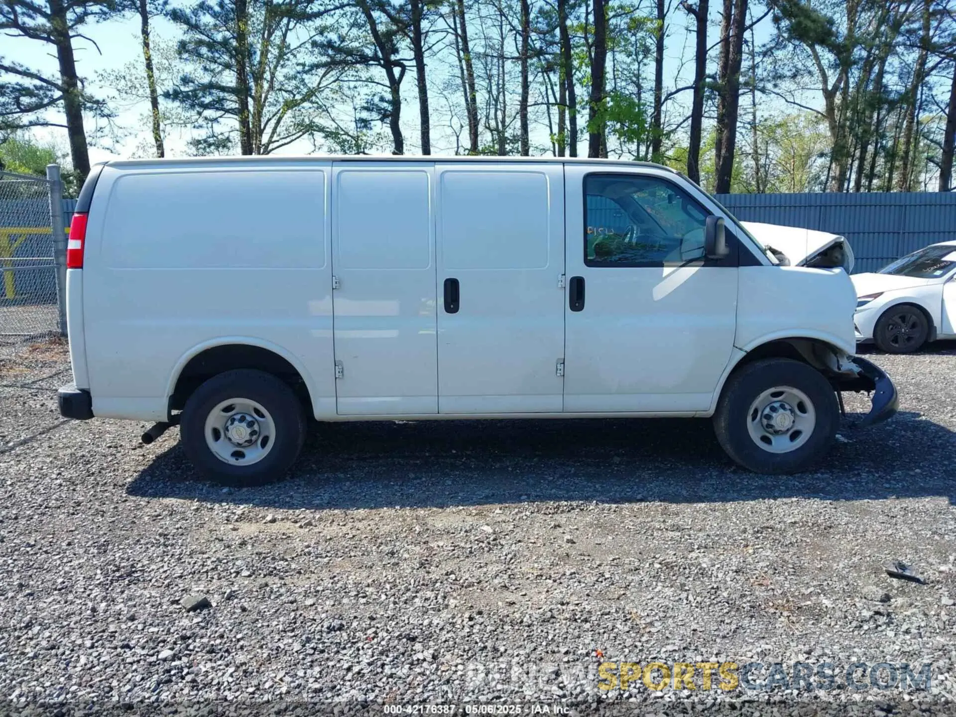 13 Photograph of a damaged car 1GCWGAFP0P1254926 CHEVROLET EXPRESS CARGO 2023