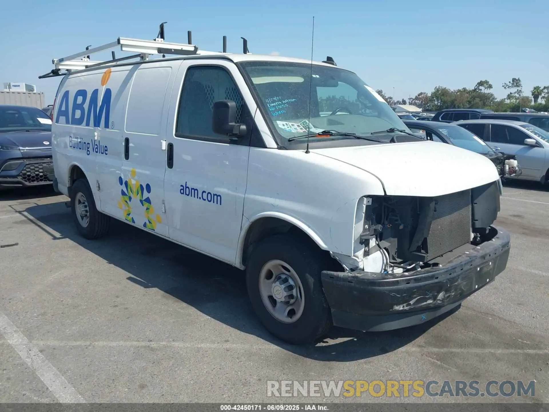1 Photograph of a damaged car 1GCWGAFP2P1100606 CHEVROLET EXPRESS CARGO 2023