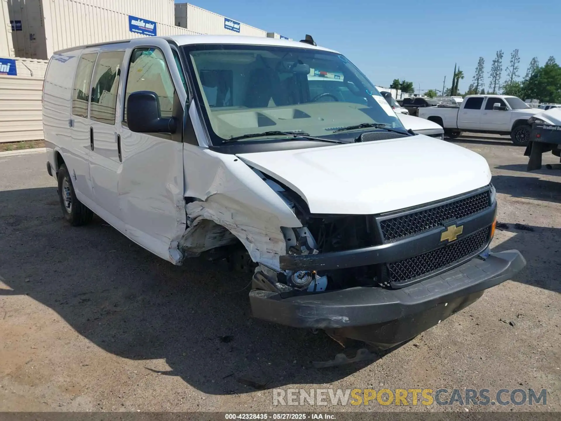 1 Photograph of a damaged car 1GCWGAFP2P1109998 CHEVROLET EXPRESS CARGO 2023