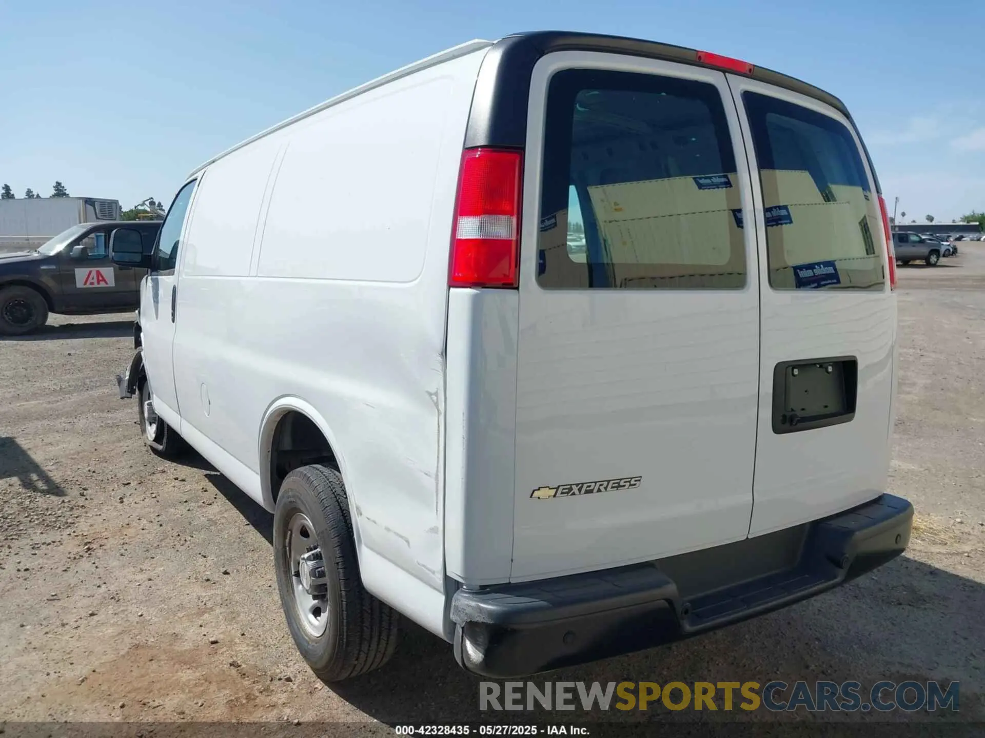 3 Photograph of a damaged car 1GCWGAFP2P1109998 CHEVROLET EXPRESS CARGO 2023