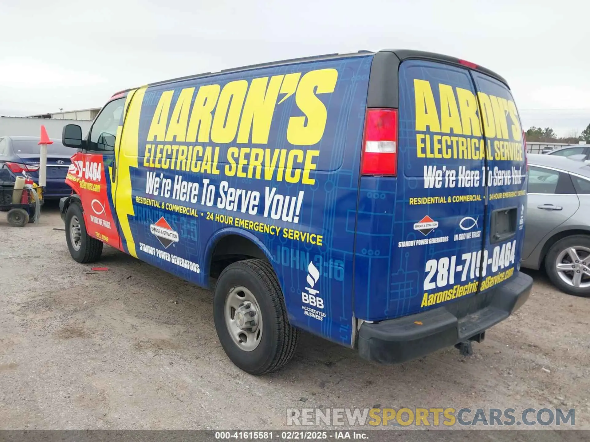 3 Photograph of a damaged car 1GCWGAFP3P1219054 CHEVROLET EXPRESS CARGO 2023