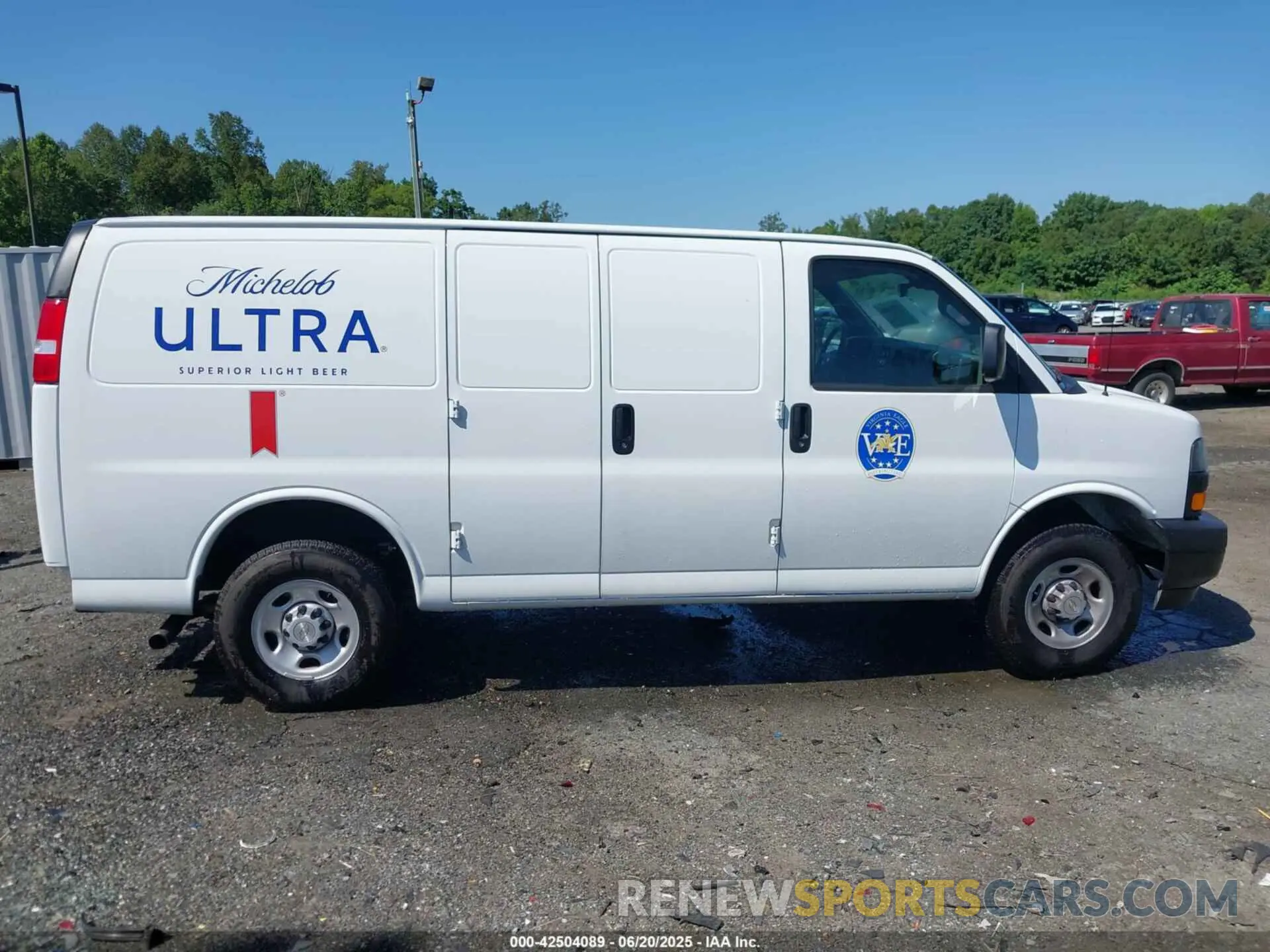 14 Photograph of a damaged car 1GCWGAFP6R1216135 CHEVROLET EXPRESS CARGO 2024