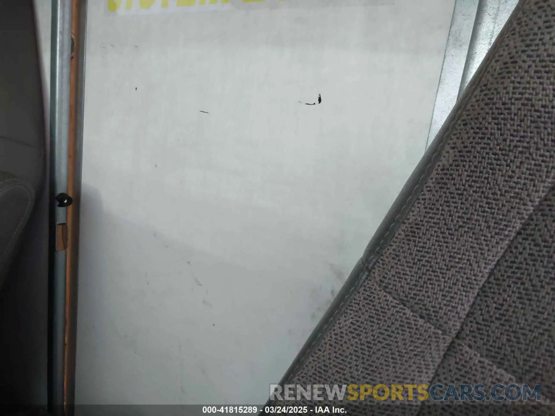 7 Photograph of a damaged car 1GB0GRFG0K1366207 CHEVROLET EXPRESS CUTAWAY 2019