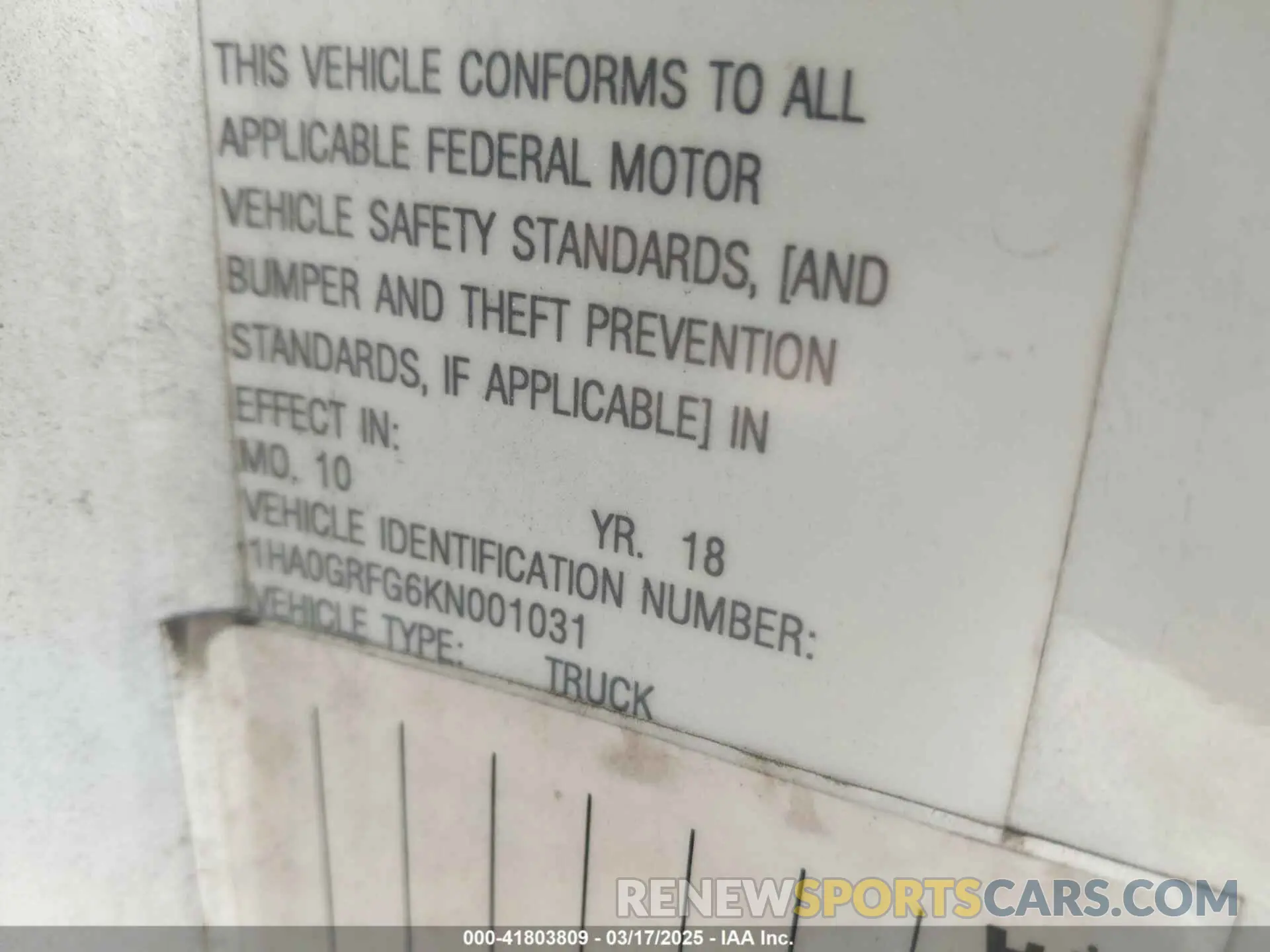 8 Photograph of a damaged car 1HA0GRFG6KN001031 CHEVROLET EXPRESS CUTAWAY 2019