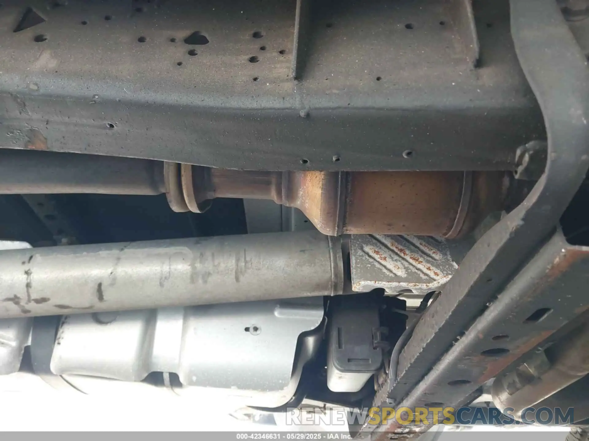 13 Photograph of a damaged car 1HA0GRFG2LN002811 CHEVROLET EXPRESS CUTAWAY 2020