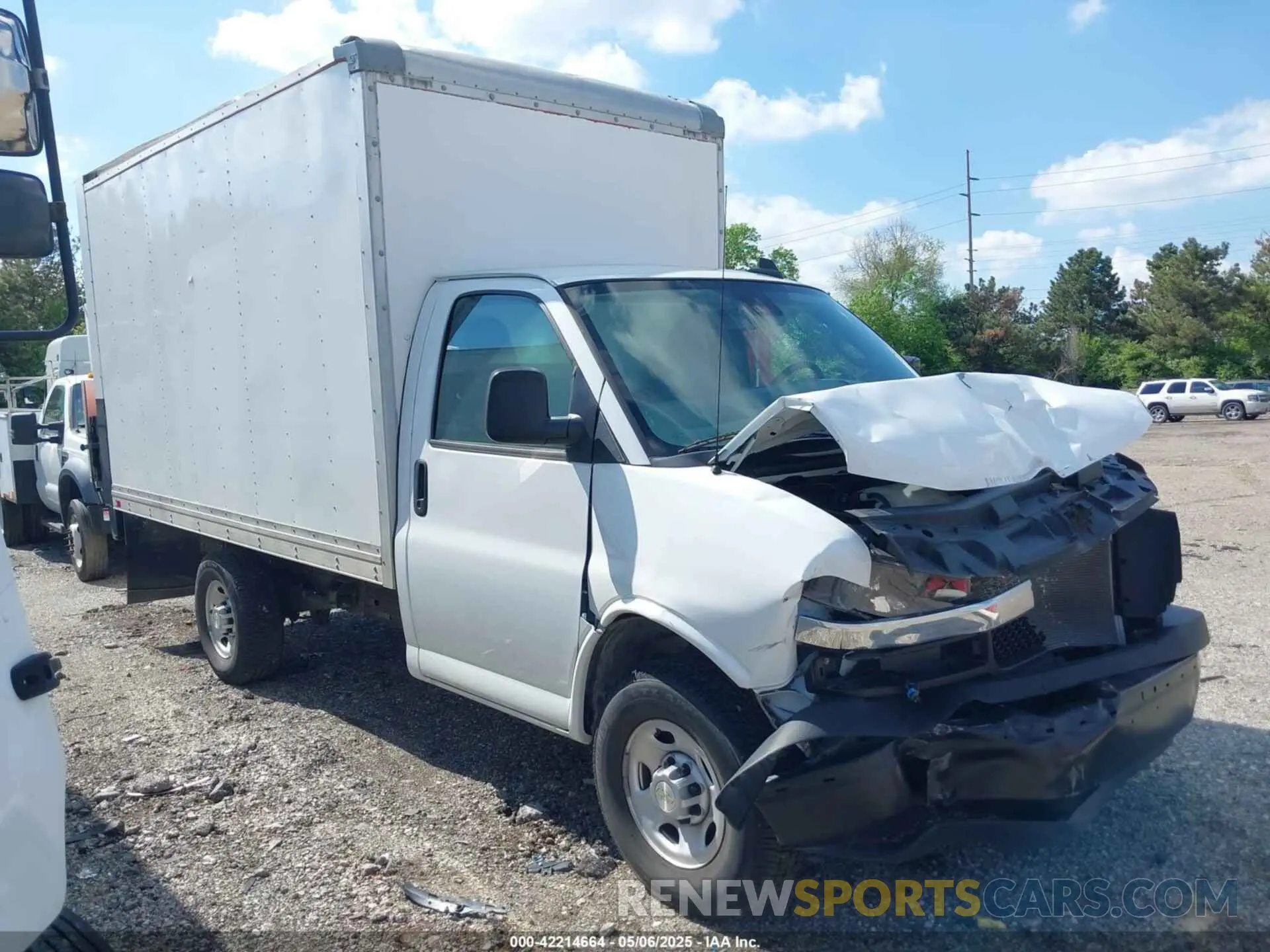 1 Photograph of a damaged car 1GB0GRFP6M1189407 CHEVROLET EXPRESS CUTAWAY 2021