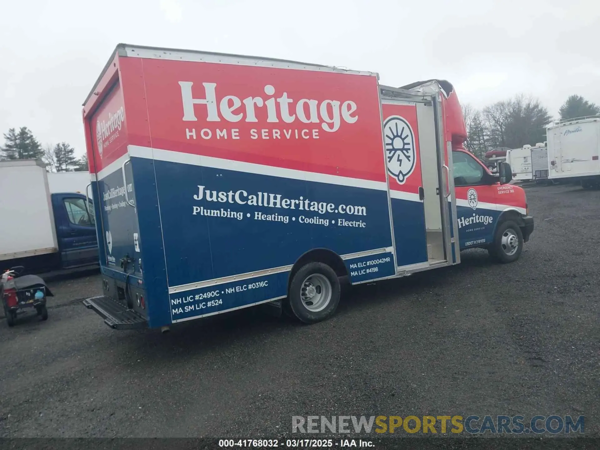 4 Photograph of a damaged car 1HA3GSC79MN011287 CHEVROLET EXPRESS CUTAWAY 2021