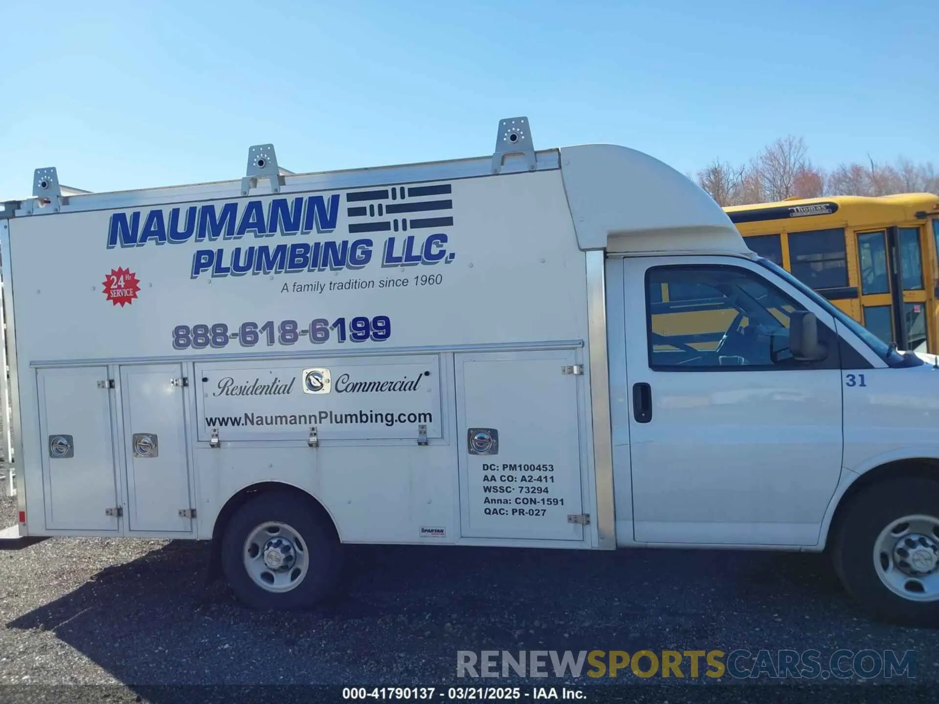13 Photograph of a damaged car 1GB0GRF7XN1287826 CHEVROLET EXPRESS CUTAWAY 2022