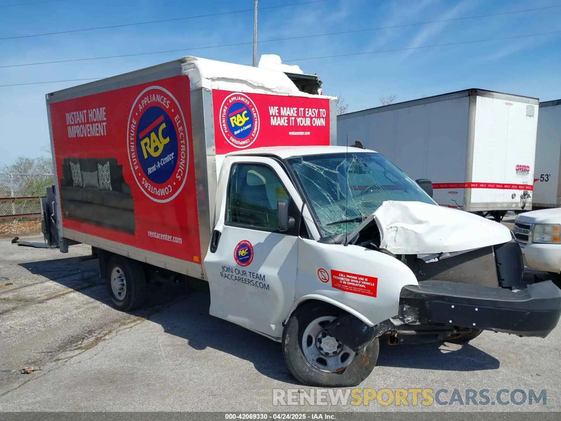 1 Photograph of a damaged car 1GB0GRFP4P1104651 CHEVROLET EXPRESS CUTAWAY 2023