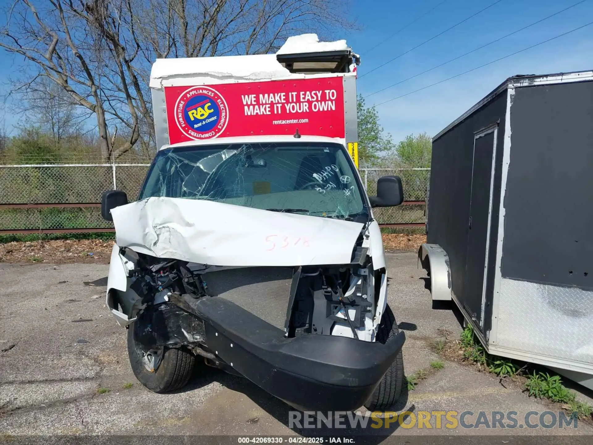 13 Photograph of a damaged car 1GB0GRFP4P1104651 CHEVROLET EXPRESS CUTAWAY 2023