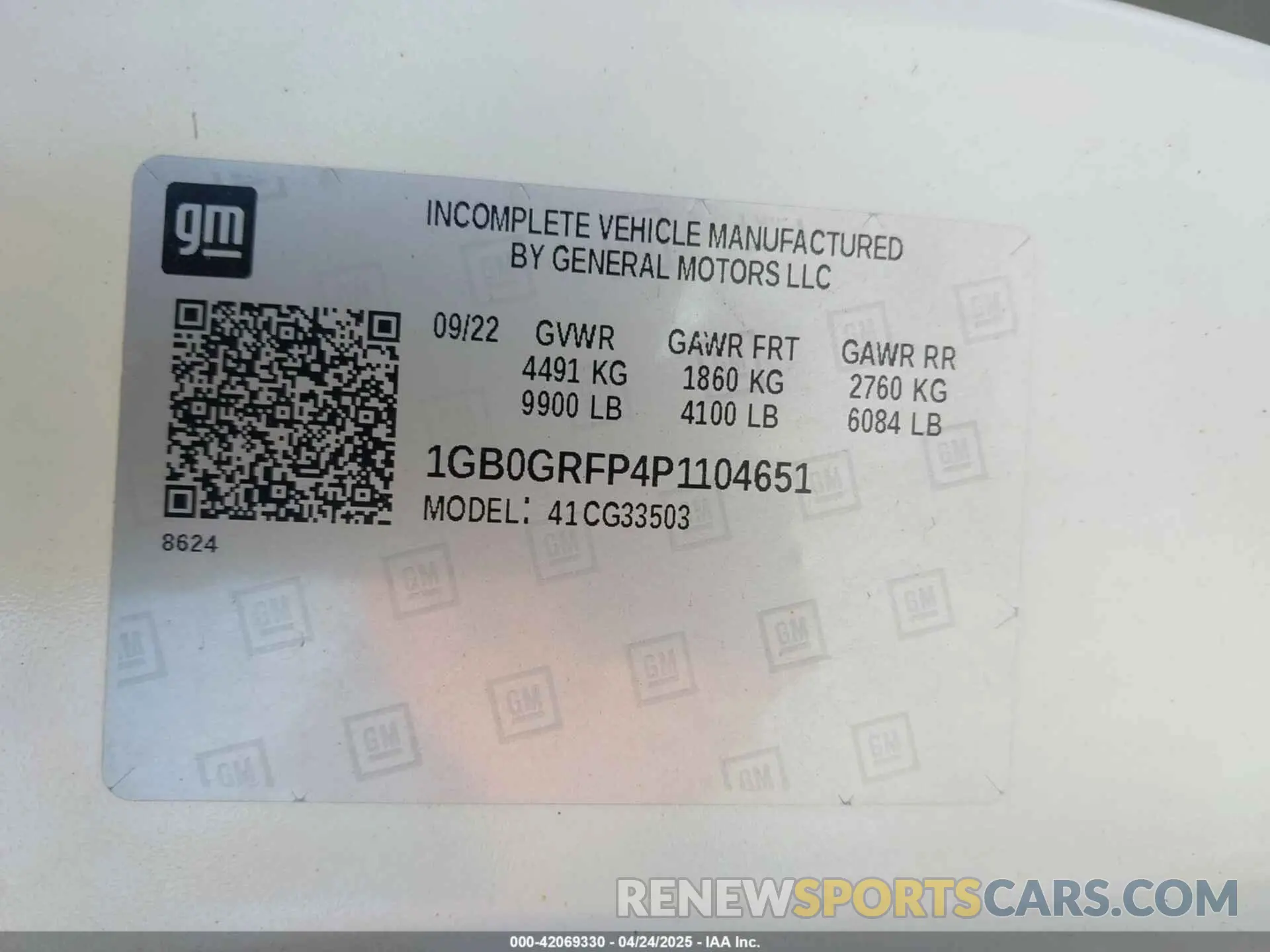 8 Photograph of a damaged car 1GB0GRFP4P1104651 CHEVROLET EXPRESS CUTAWAY 2023