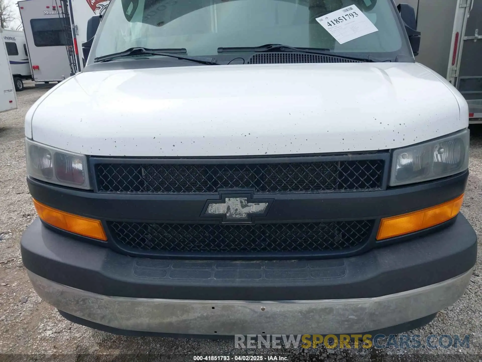 11 Photograph of a damaged car 1HA0GSFG5KN003828 CHEVROLET EXPRESS CUTAWAY 4500 2019