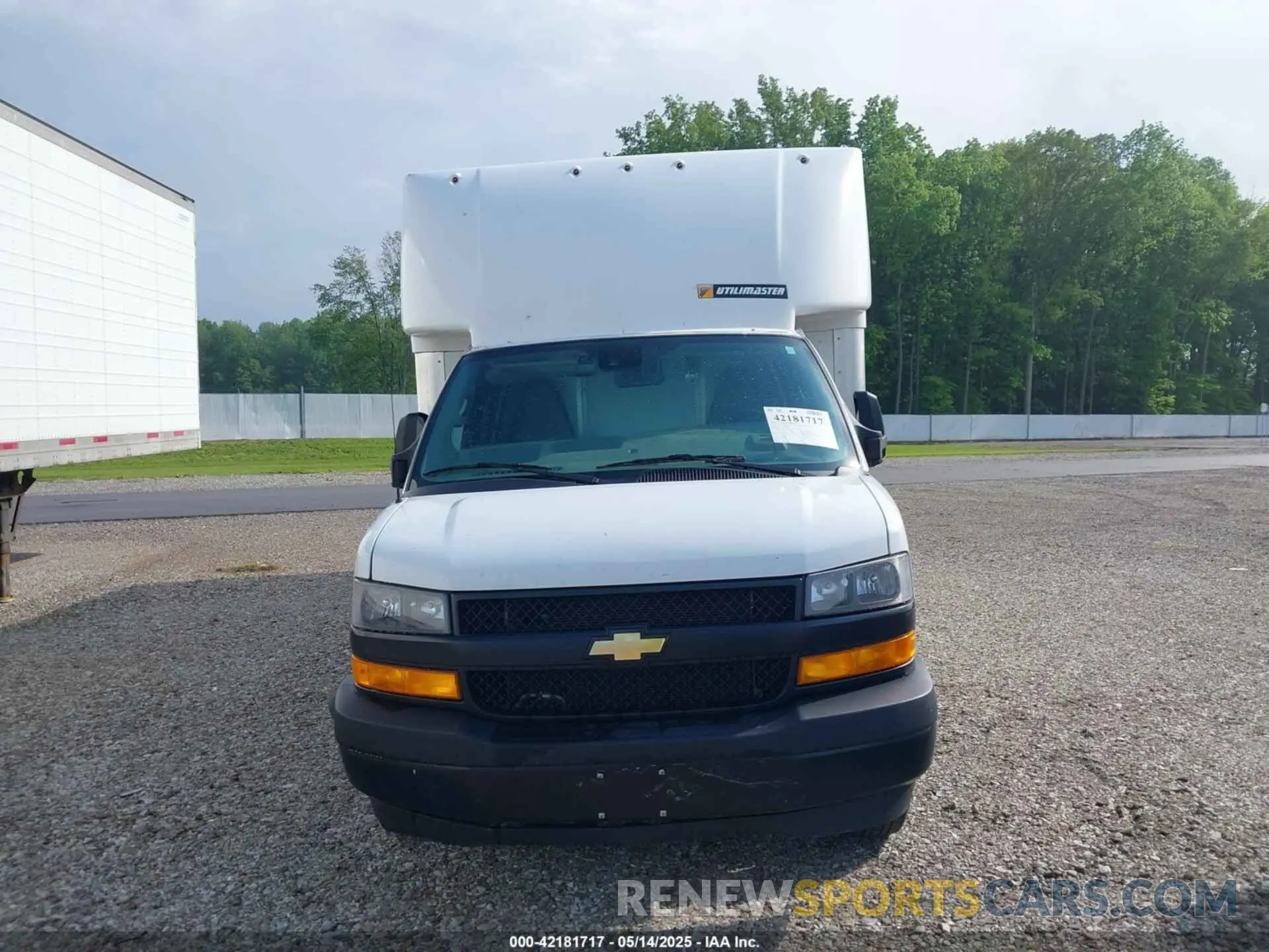 12 Photograph of a damaged car 1HA6GVC71MN010780 CHEVROLET EXPRESS CUTAWAY 4500 2021