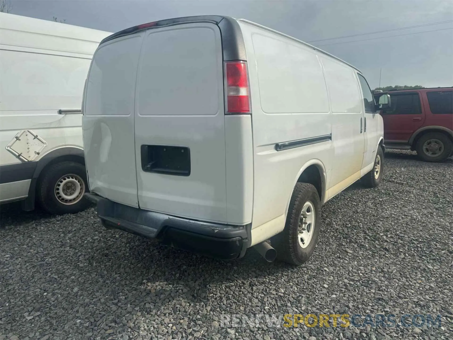 13 Photograph of a damaged car 1GCWGAF1XK1257899 CHEVROLET EXPRESS G2500 2019