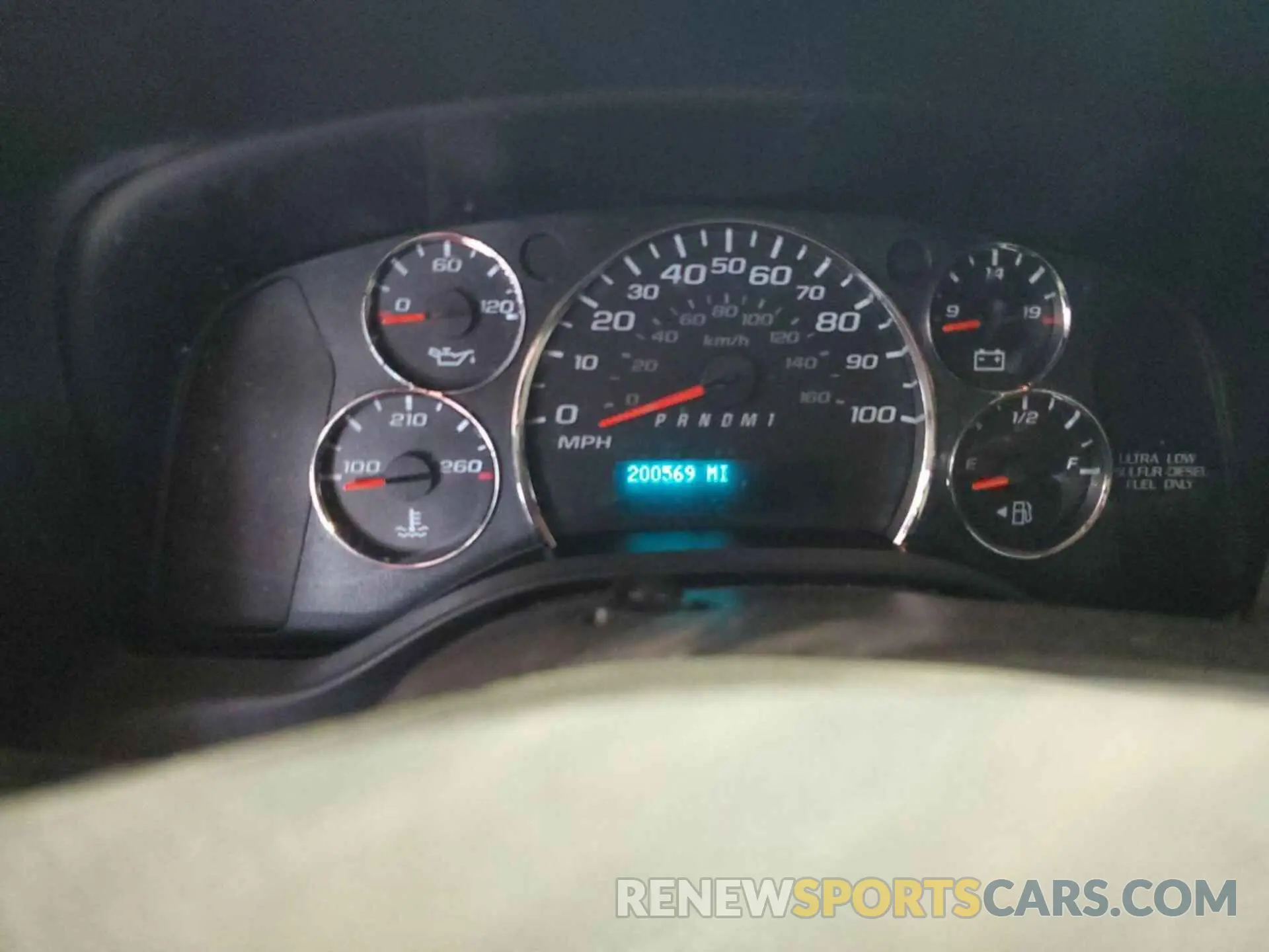 31 Photograph of a damaged car 1GCWGAF1XK1257899 CHEVROLET EXPRESS G2500 2019