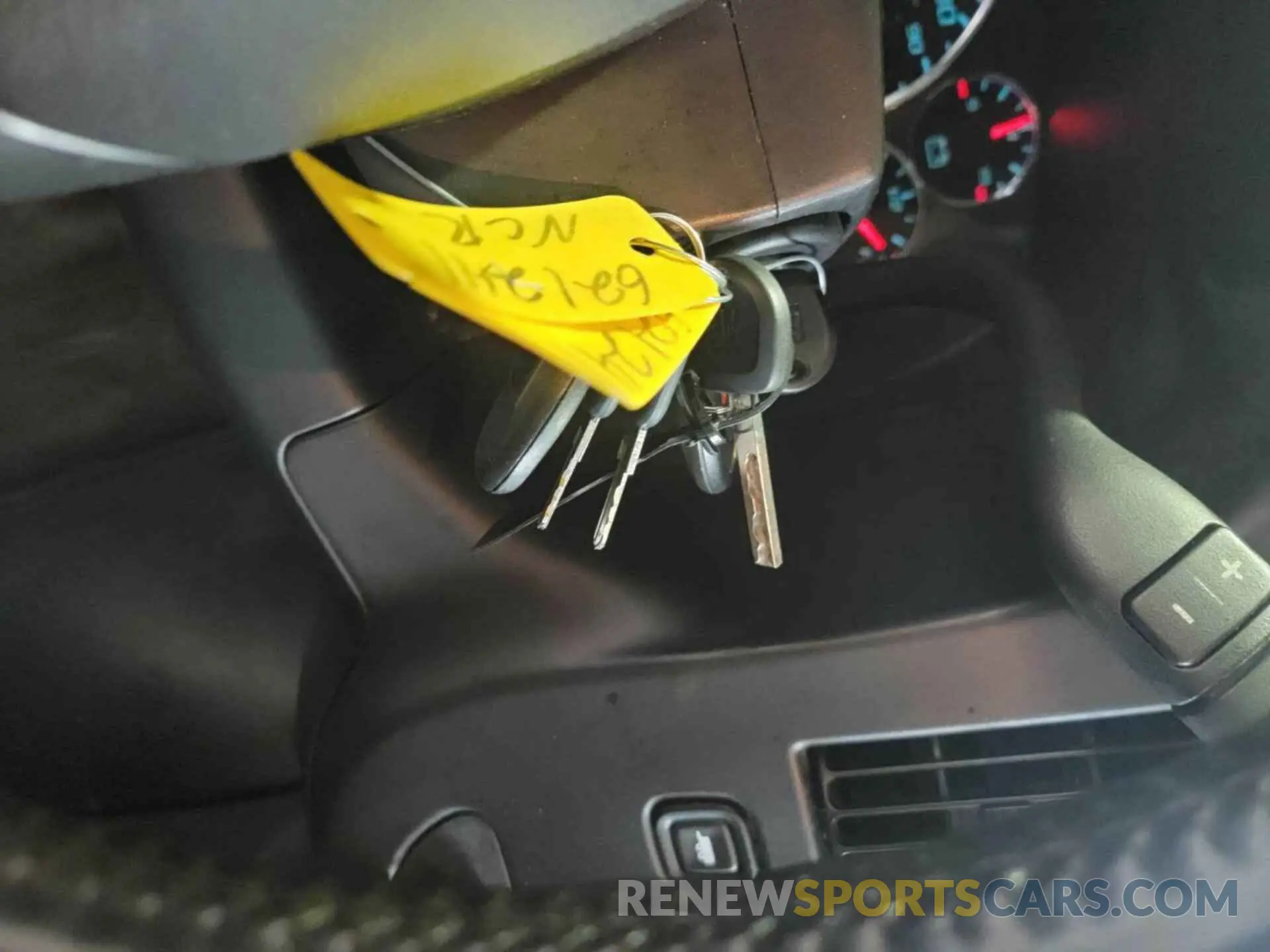 6 Photograph of a damaged car 1GCWGAFGXK1328281 CHEVROLET EXPRESS G2500 2019