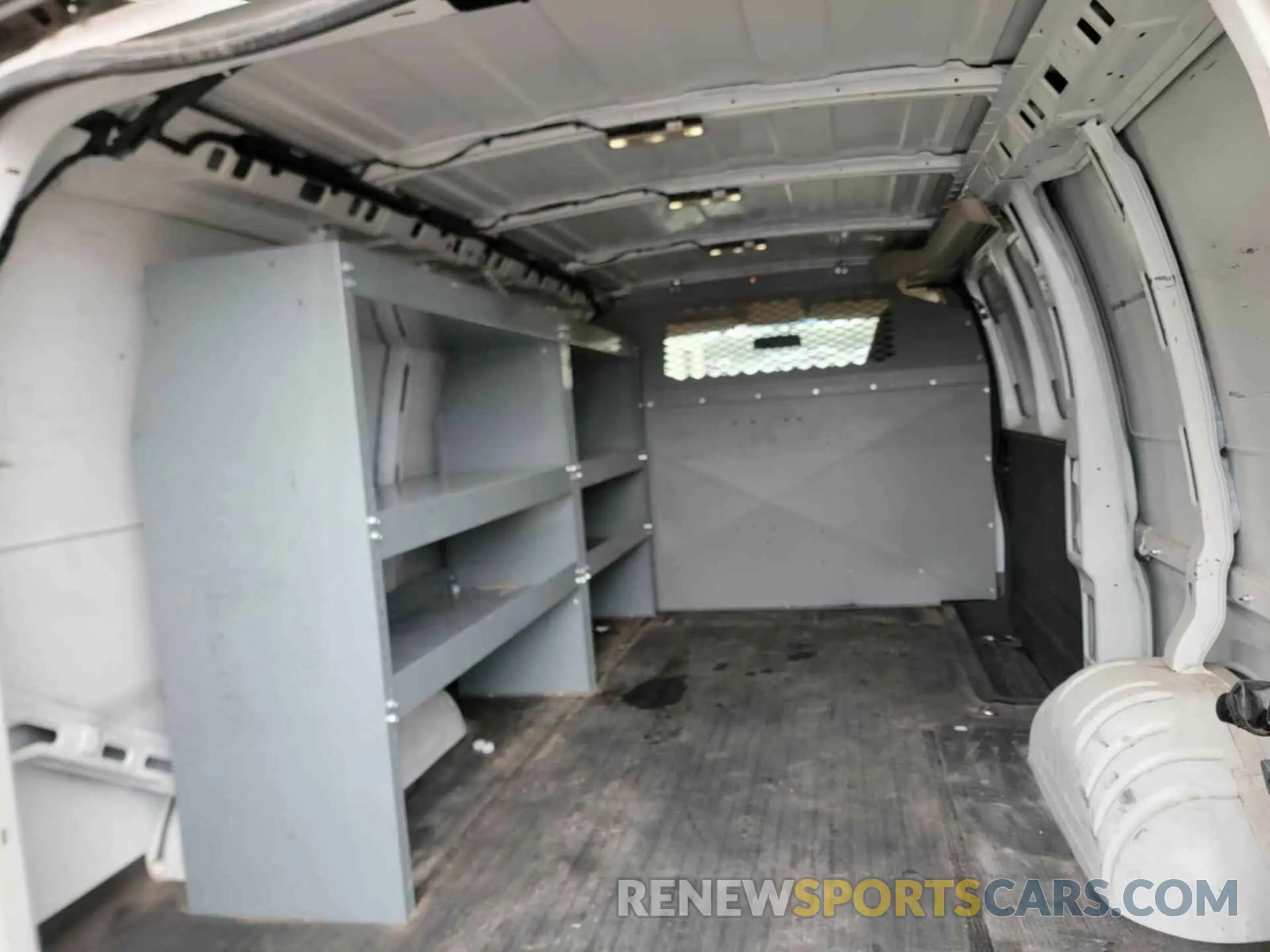 8 Photograph of a damaged car 1GCWGAFGXK1328281 CHEVROLET EXPRESS G2500 2019