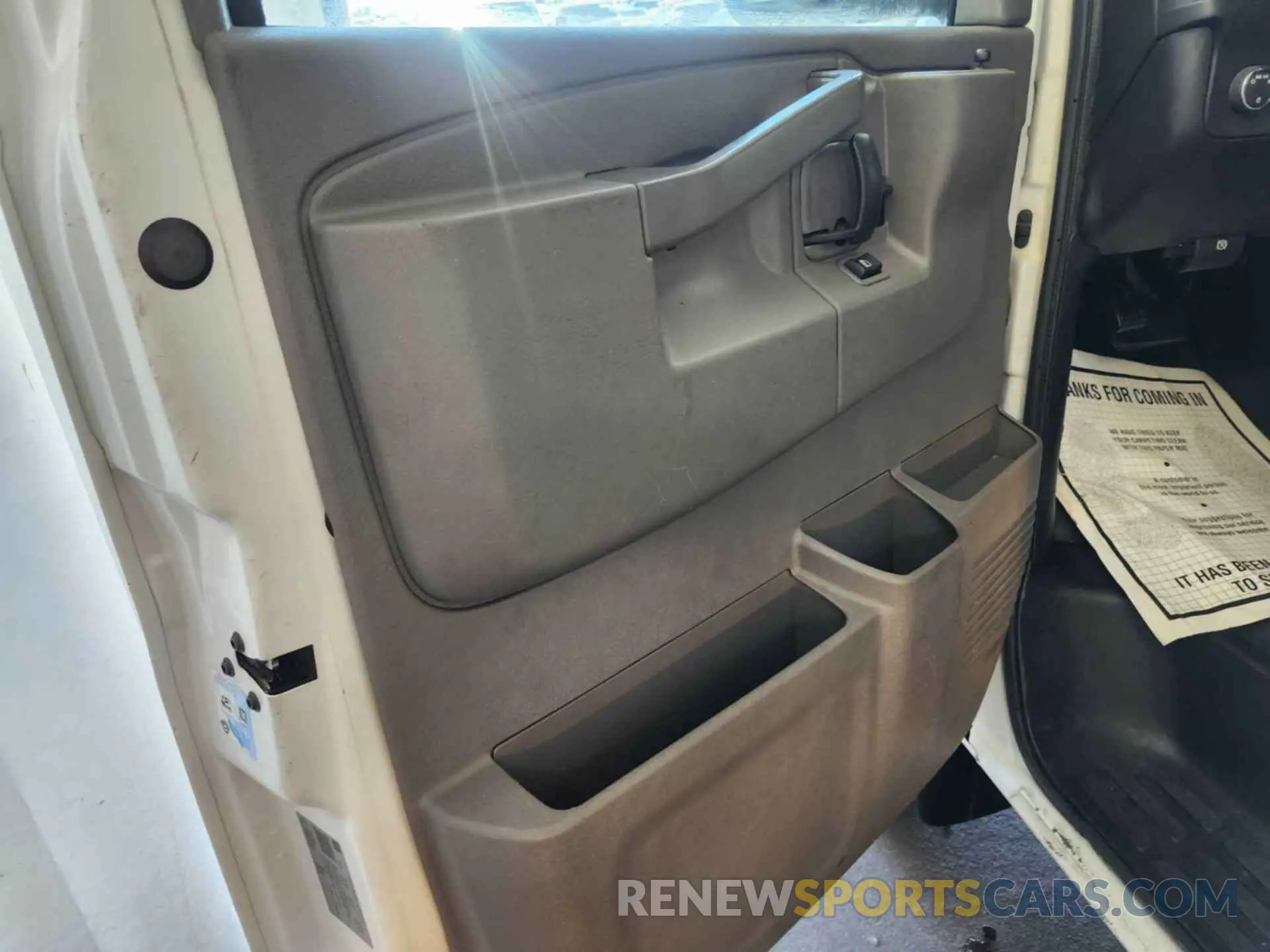 11 Photograph of a damaged car 1GCWGAFP1K1337712 CHEVROLET EXPRESS G2500 2019