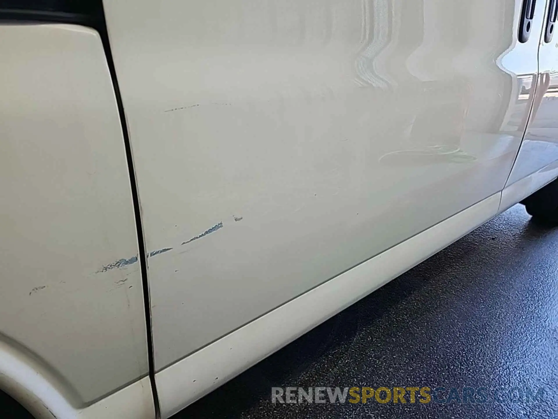 2 Photograph of a damaged car 1GCWGAFP1K1337712 CHEVROLET EXPRESS G2500 2019